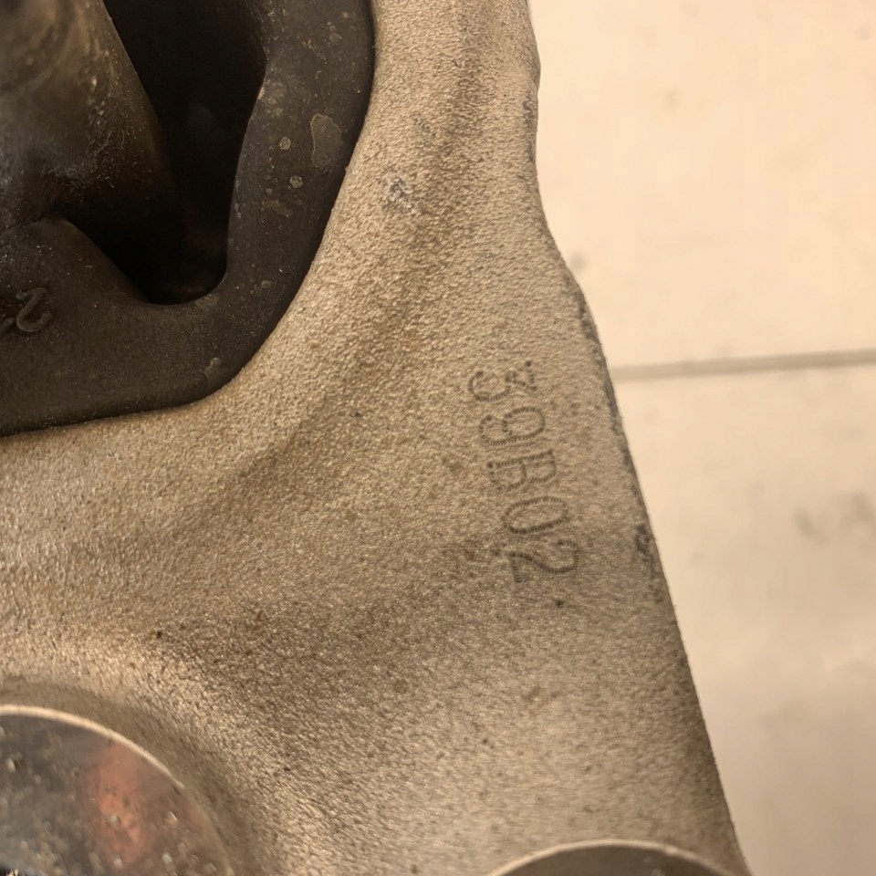 Support moteur Dodge RAM V 1500 5.7 HEMI 4x4 2022 image 8