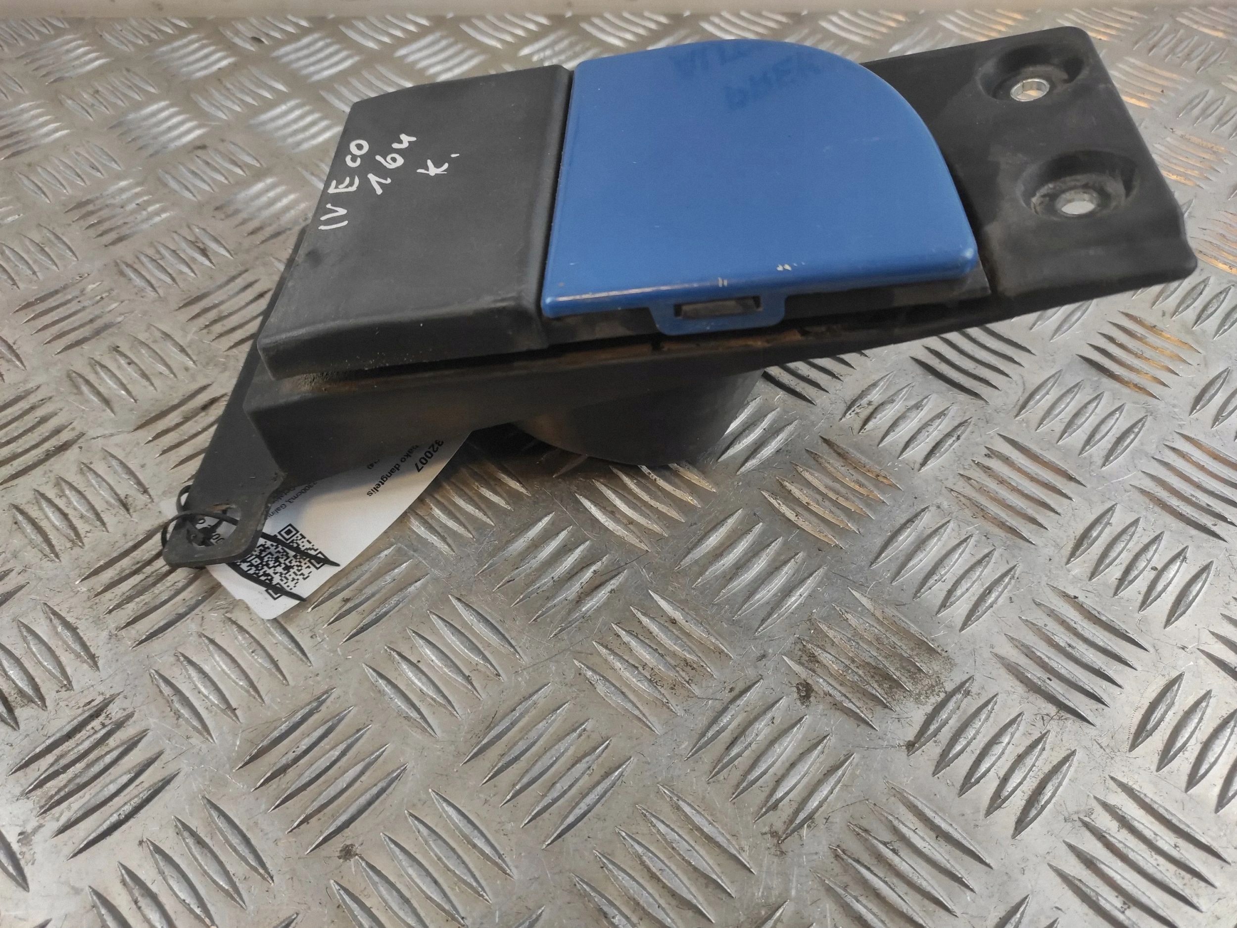 Trappe à carburant IVECO DAILY VI 5801469114 image 4