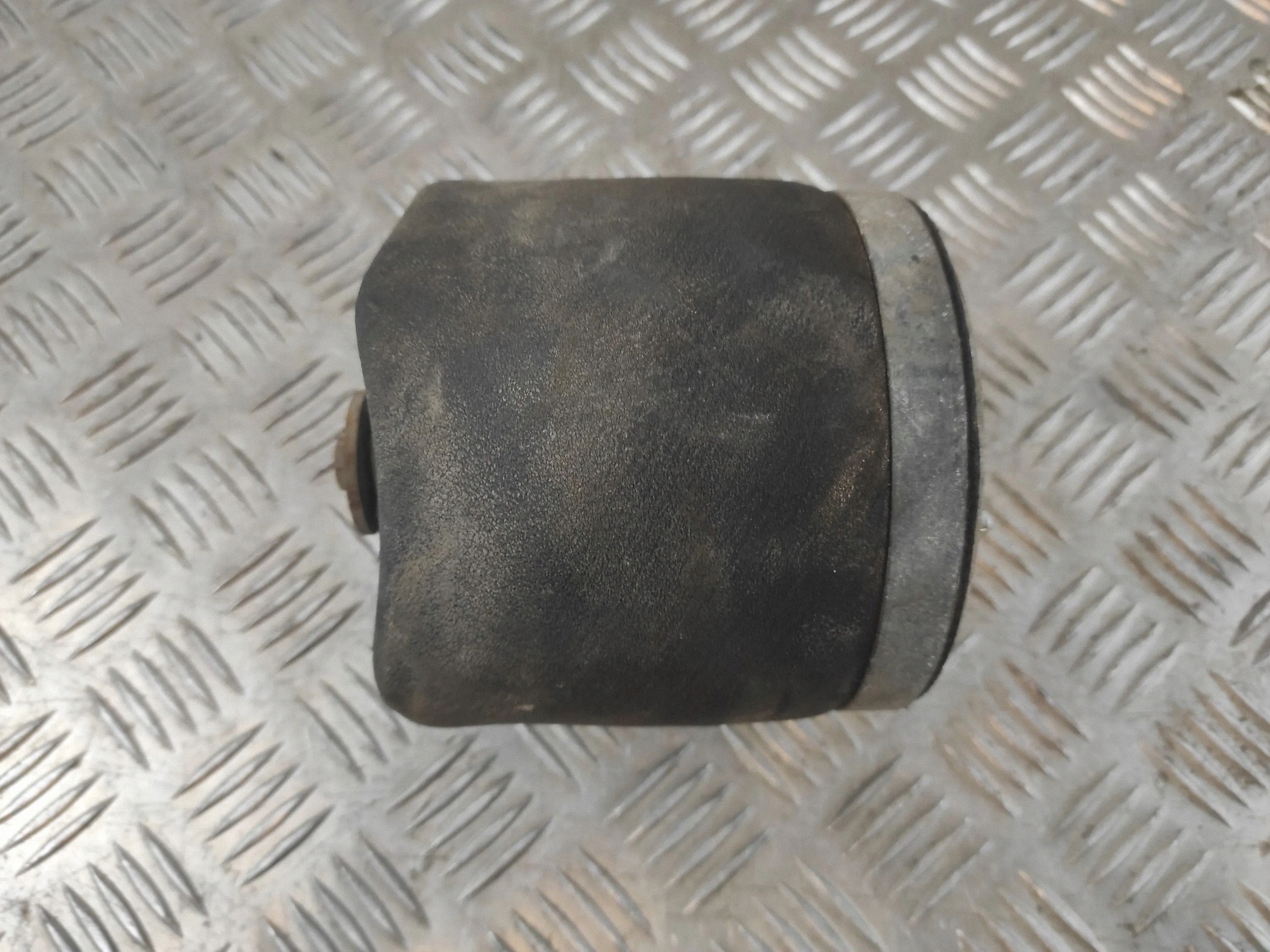 BMW 5 E39 Bolsa neumática trasera usada OEM REM34438 image 3