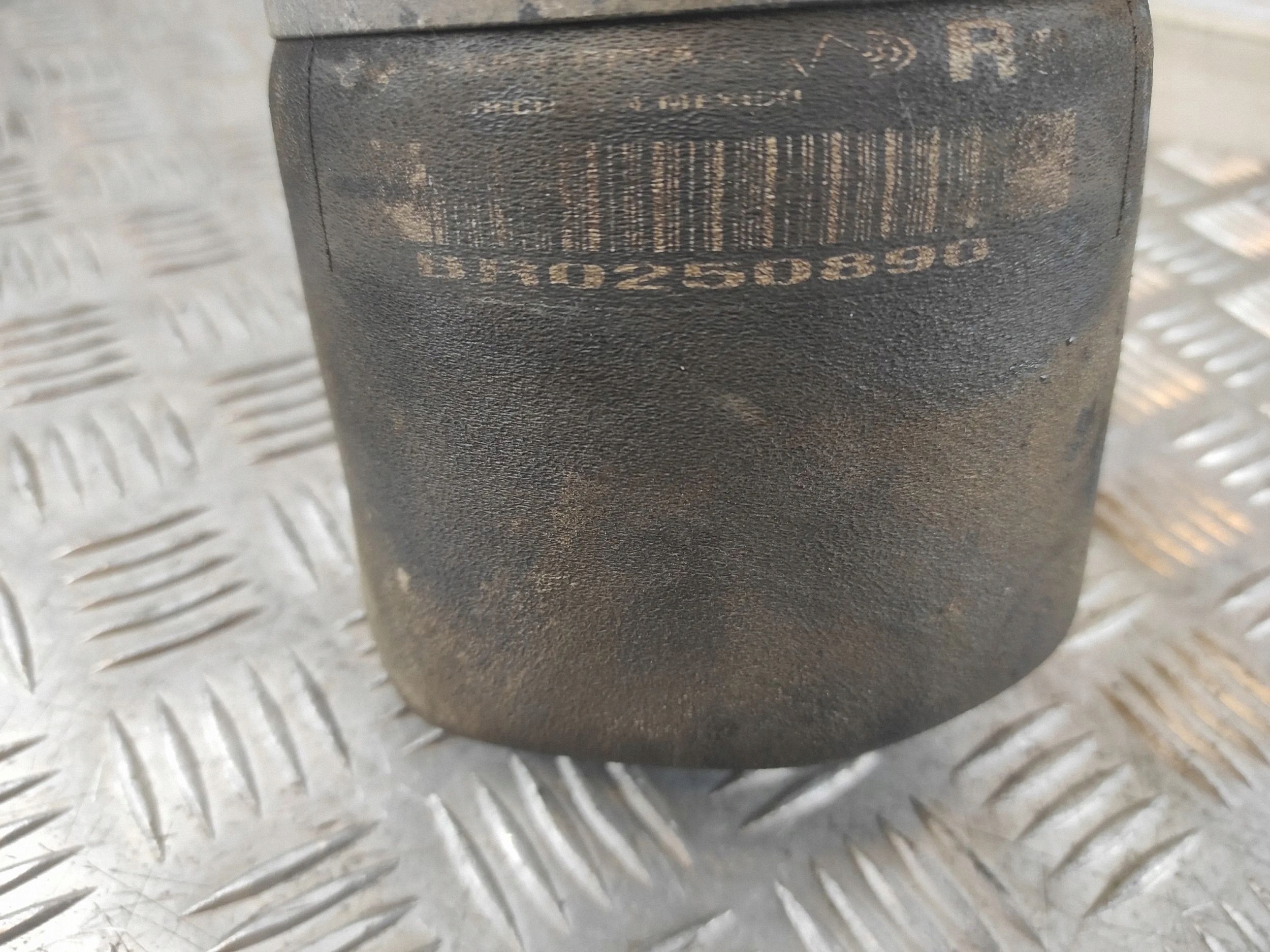 BMW 5 E39 Bolsa neumática trasera usada OEM REM34438 image 5
