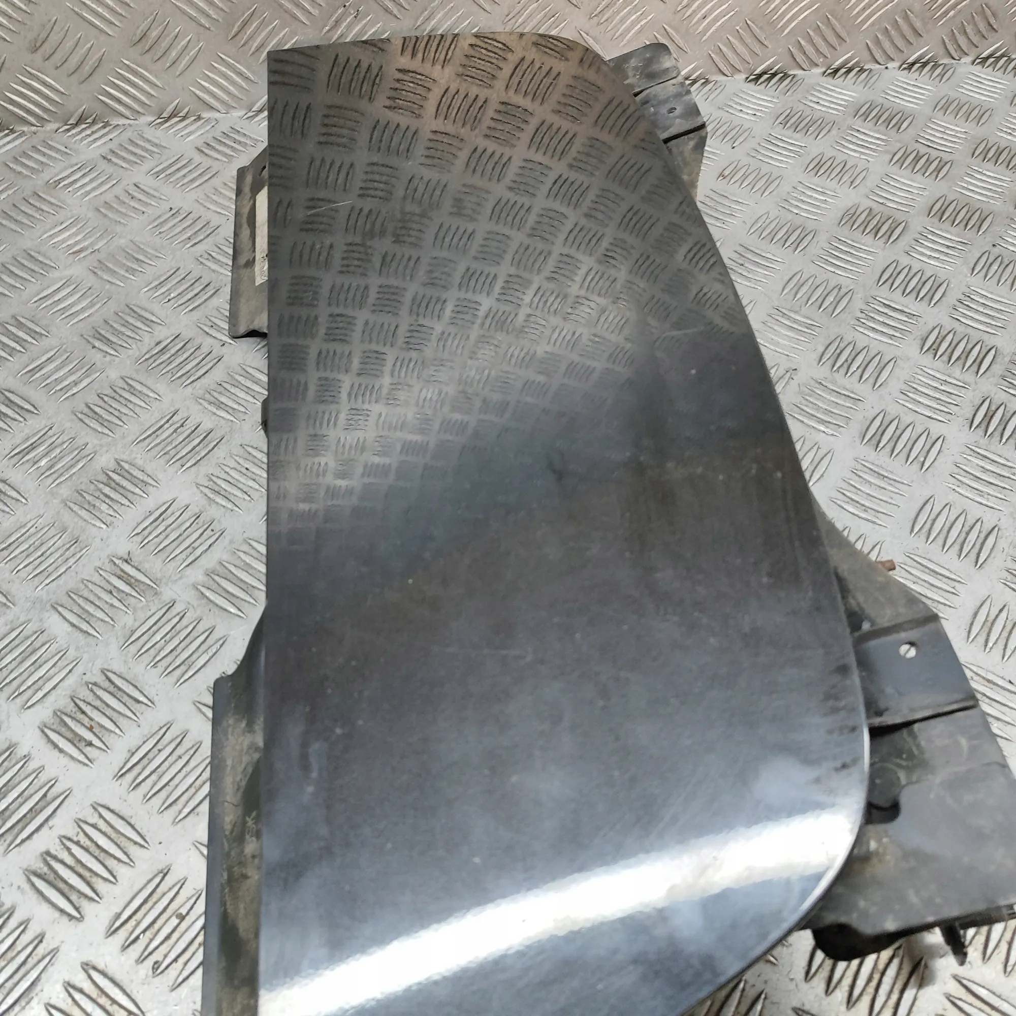 Kraftstoffklappe Nissan Leaf ZE1 657015SH5A image 4