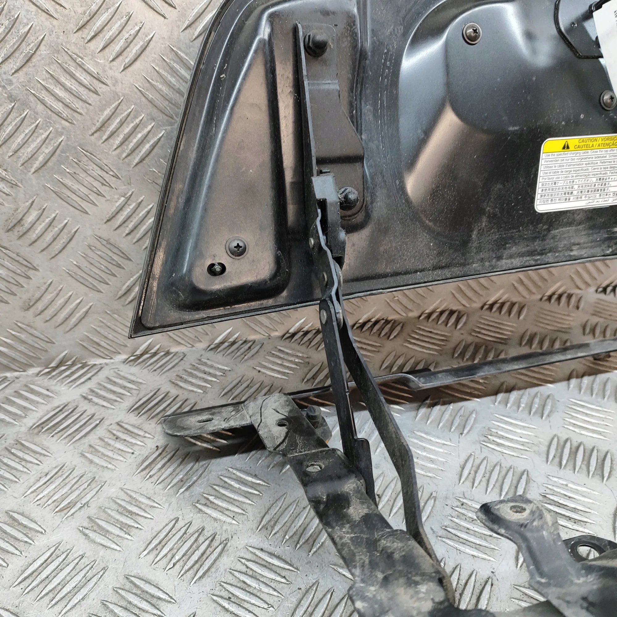 Kraftstoffklappe Nissan Leaf ZE1 657015SH5A image 6