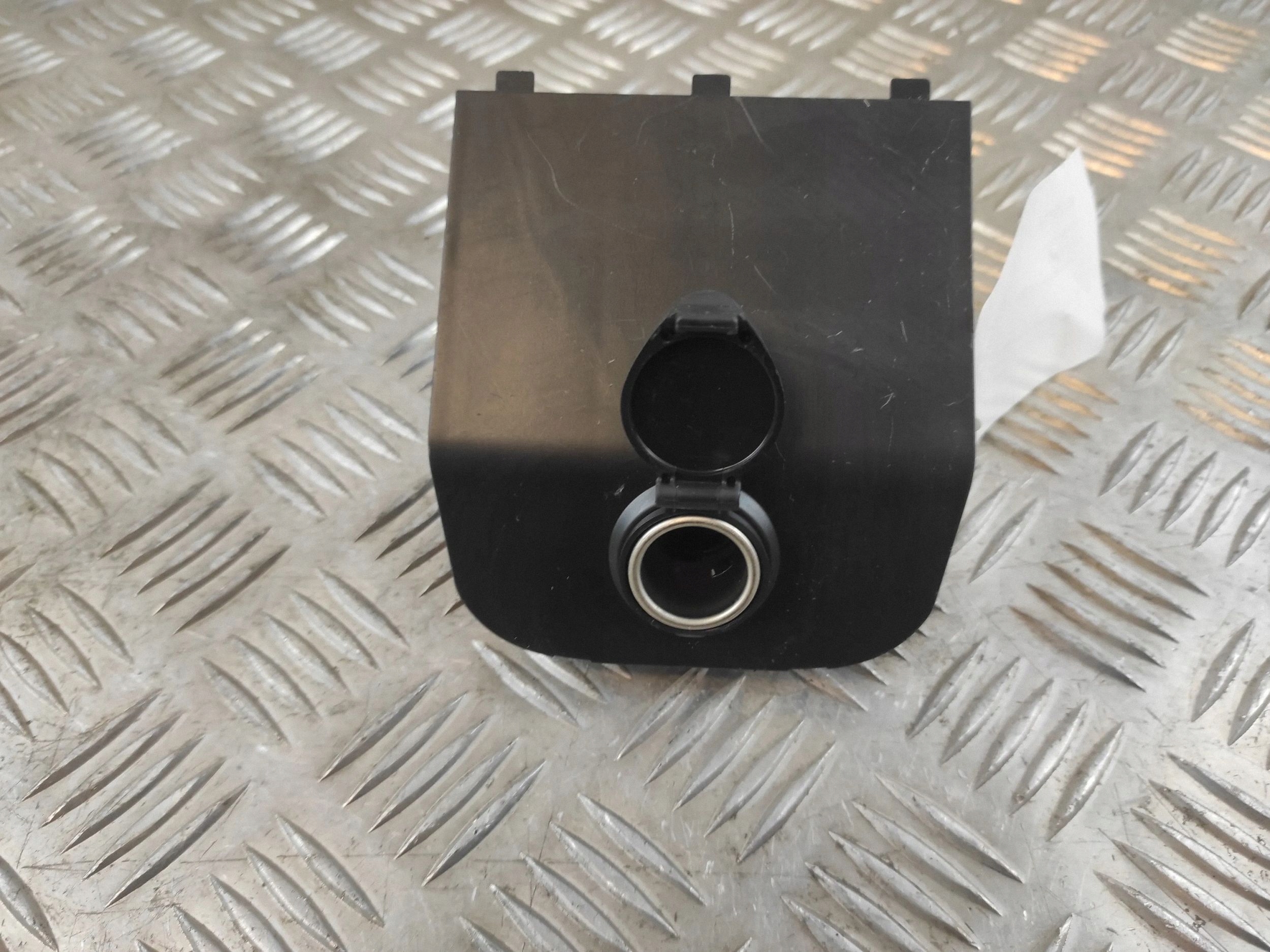 2020 Toyota RAV 4 (XA50) Isqueiro 5891342010 image 4