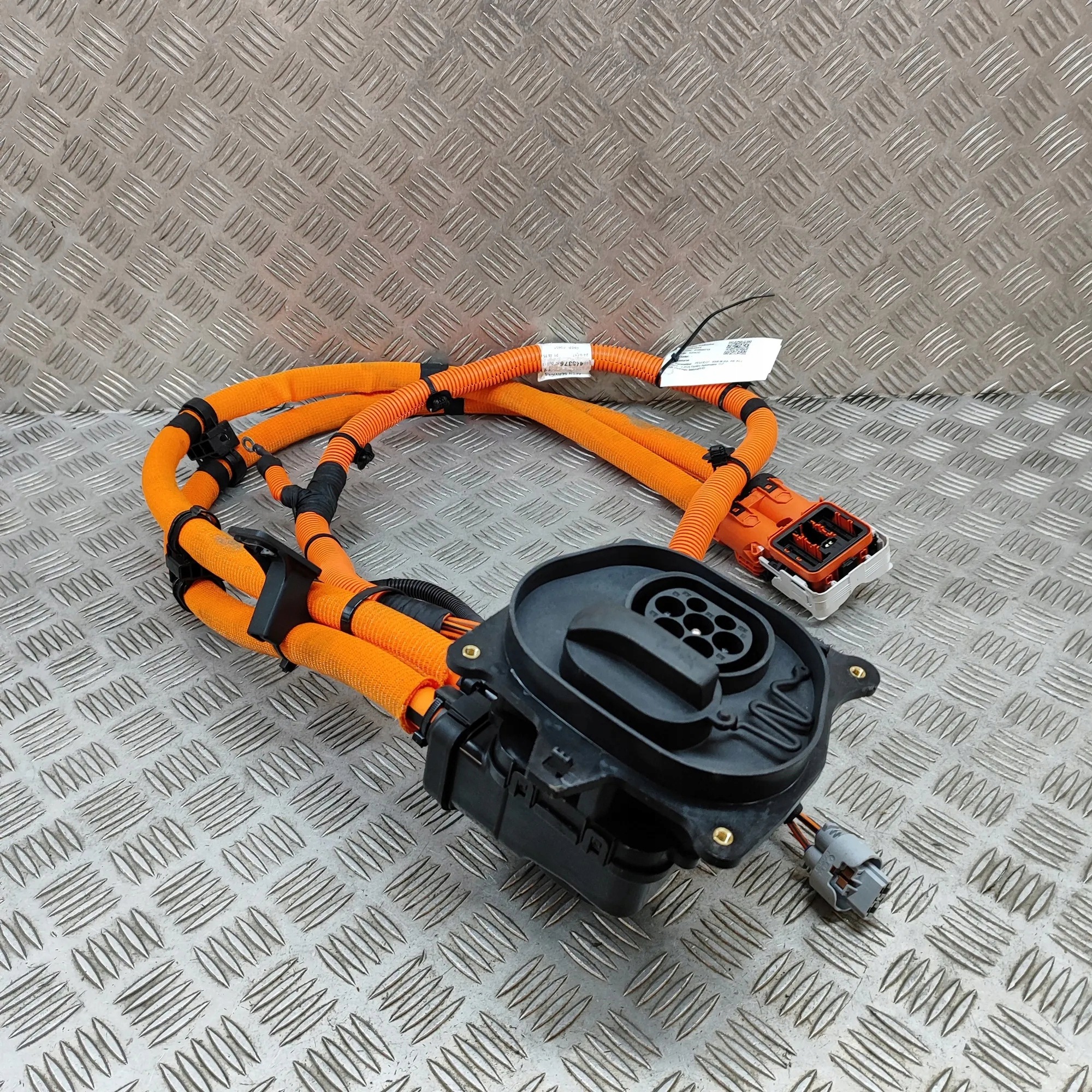 Cable de carga de batería Peugeot 3008 III 9844537680