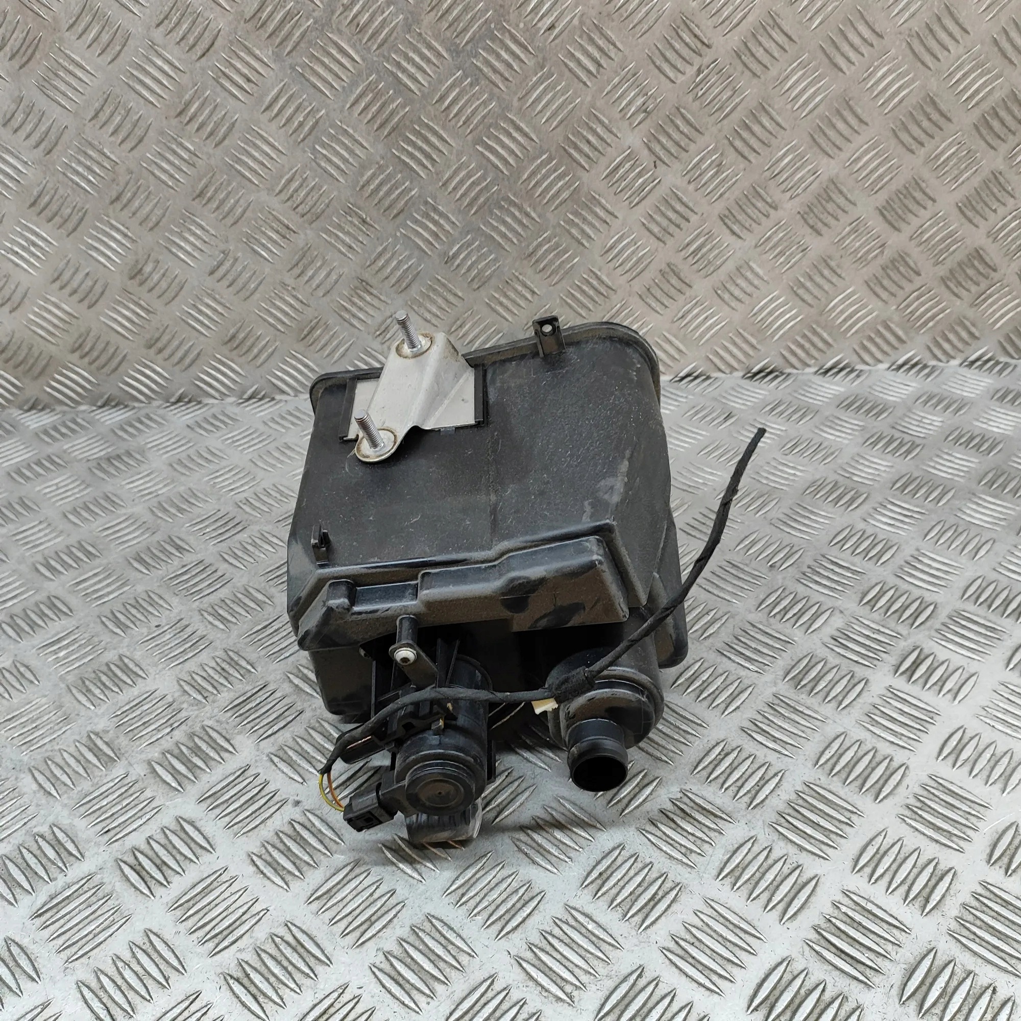 BMW X5 Actiefkoolfilter 3.0i Benzine 170kW 7327966 image 4