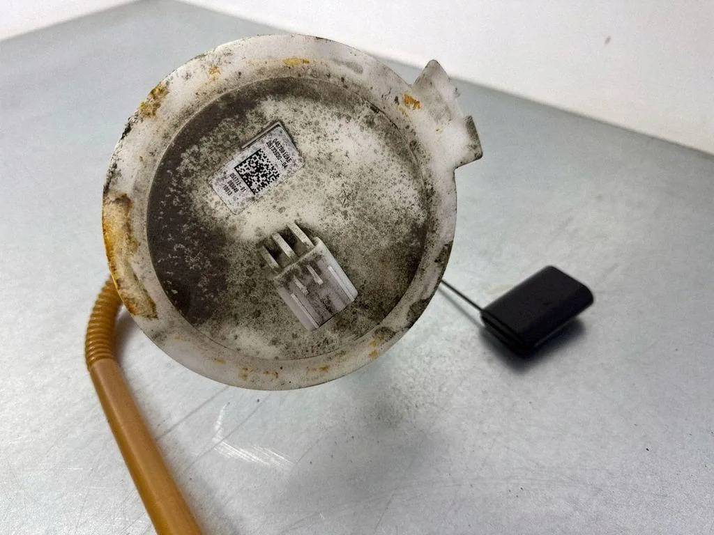 Sensor Nivel Combustible Jeep Grand Cherokee IV WK2 28133930 image 4