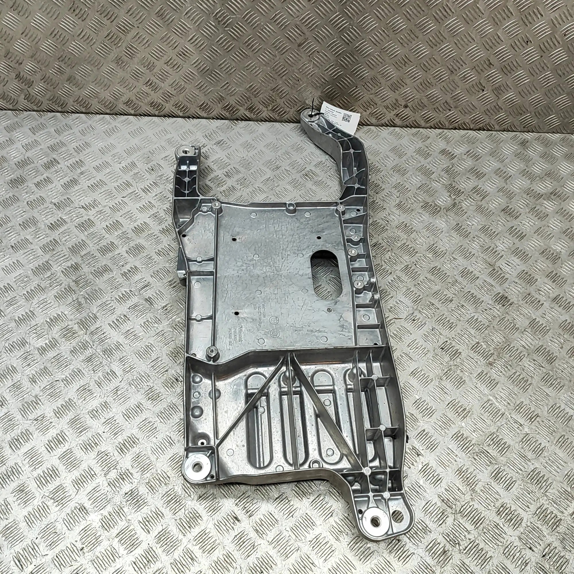 Support de fixation compresseur clim BMW iX I20 9871498 image 3
