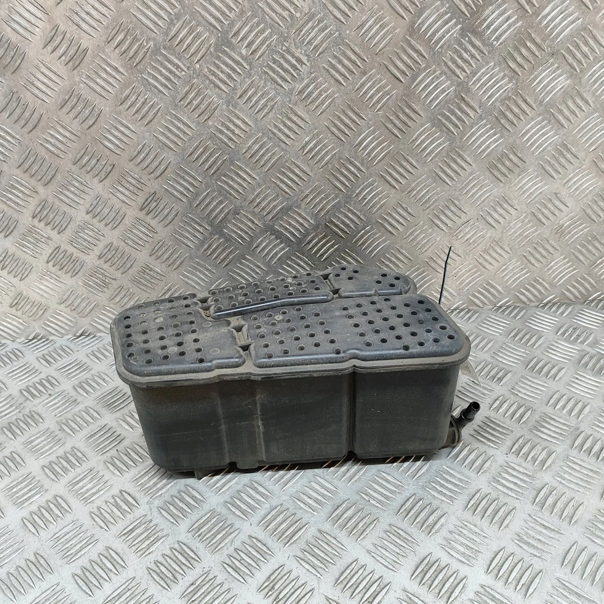 Dieselpartikelfilter Audi Q5 FY 8W0196C 2.0L 195kW 2021