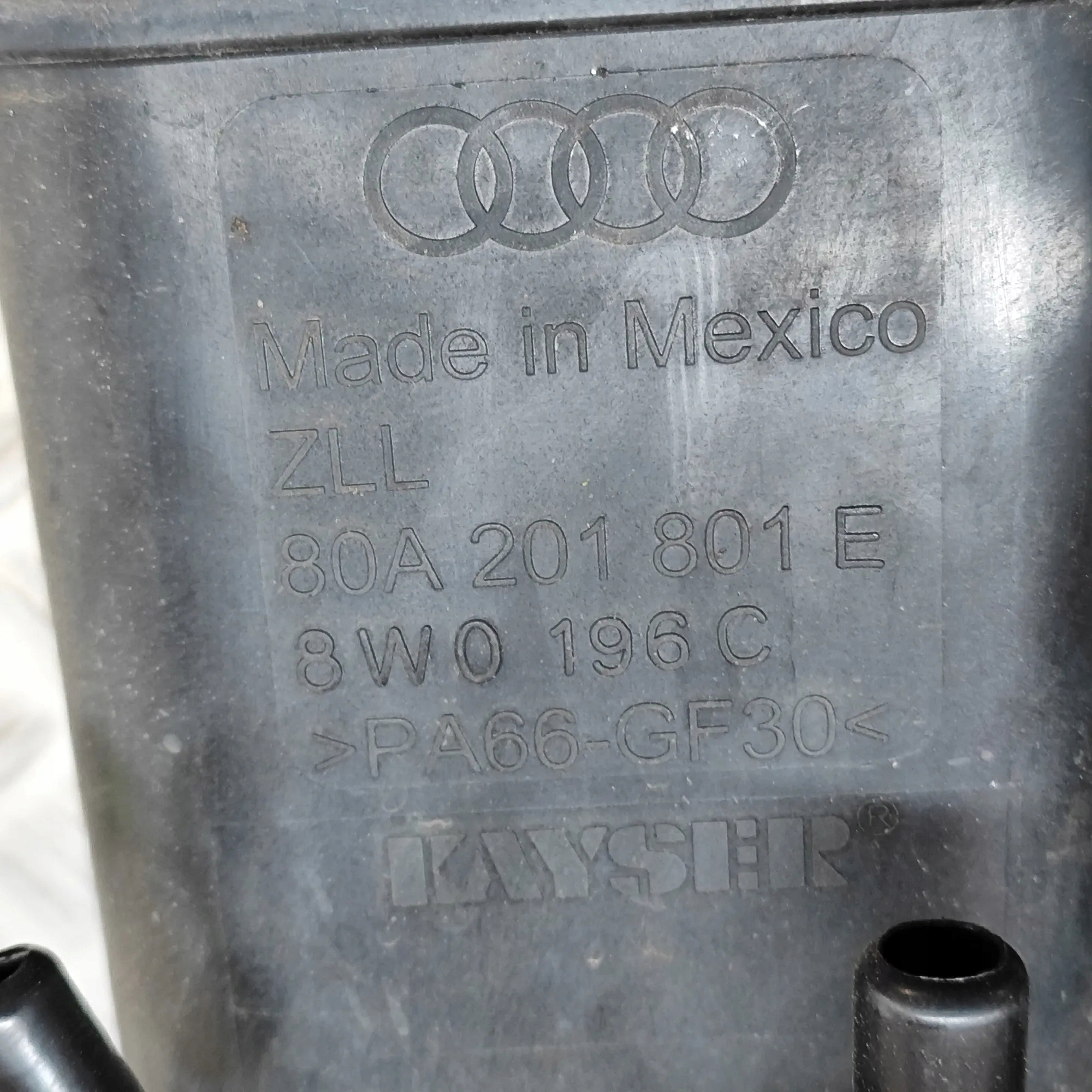 Dieselhiukkassuodatin Audi Q5 (FY) 8W0196C image 8