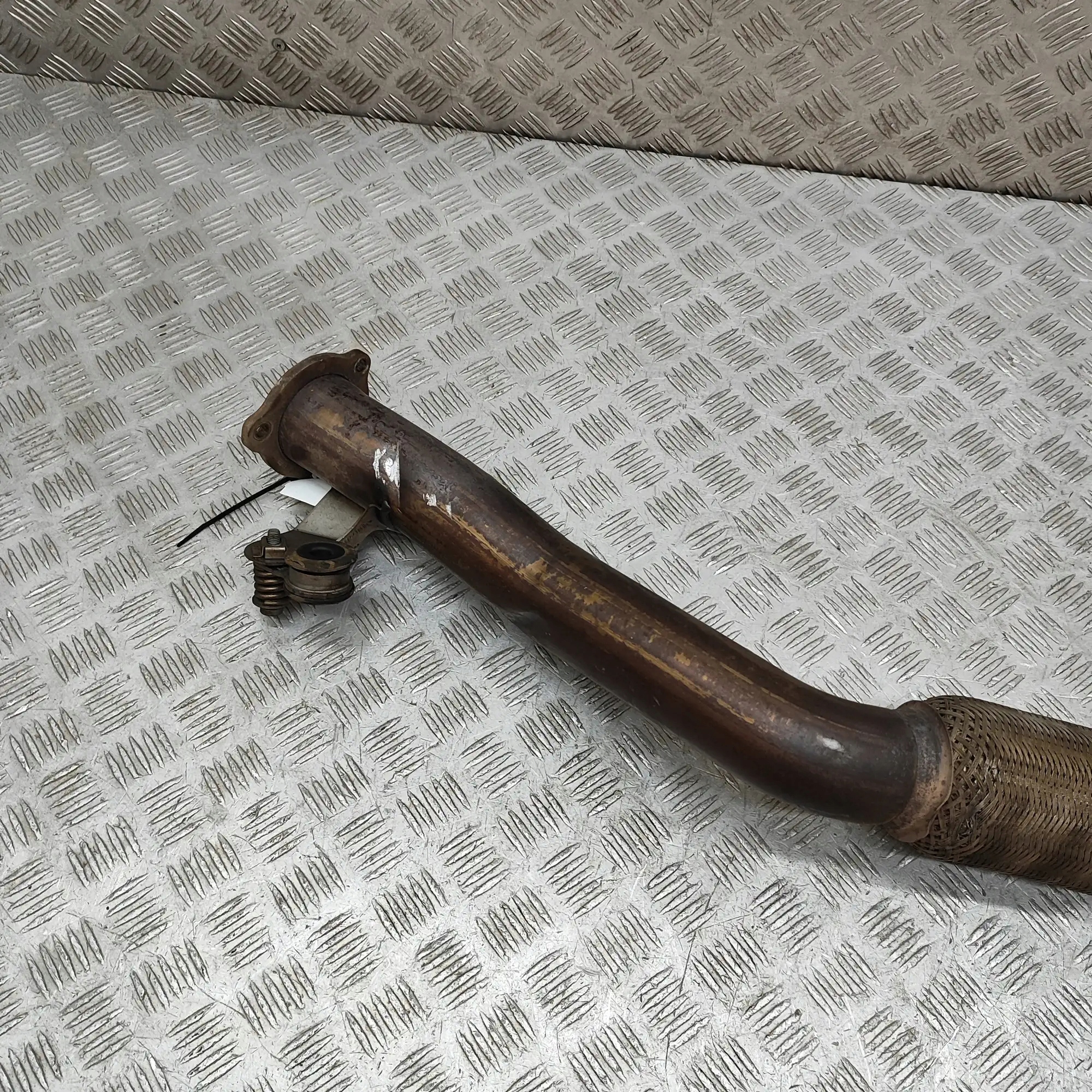 Abrazadera de unión de escape Porsche Cayenne 4M0253350CE image 3