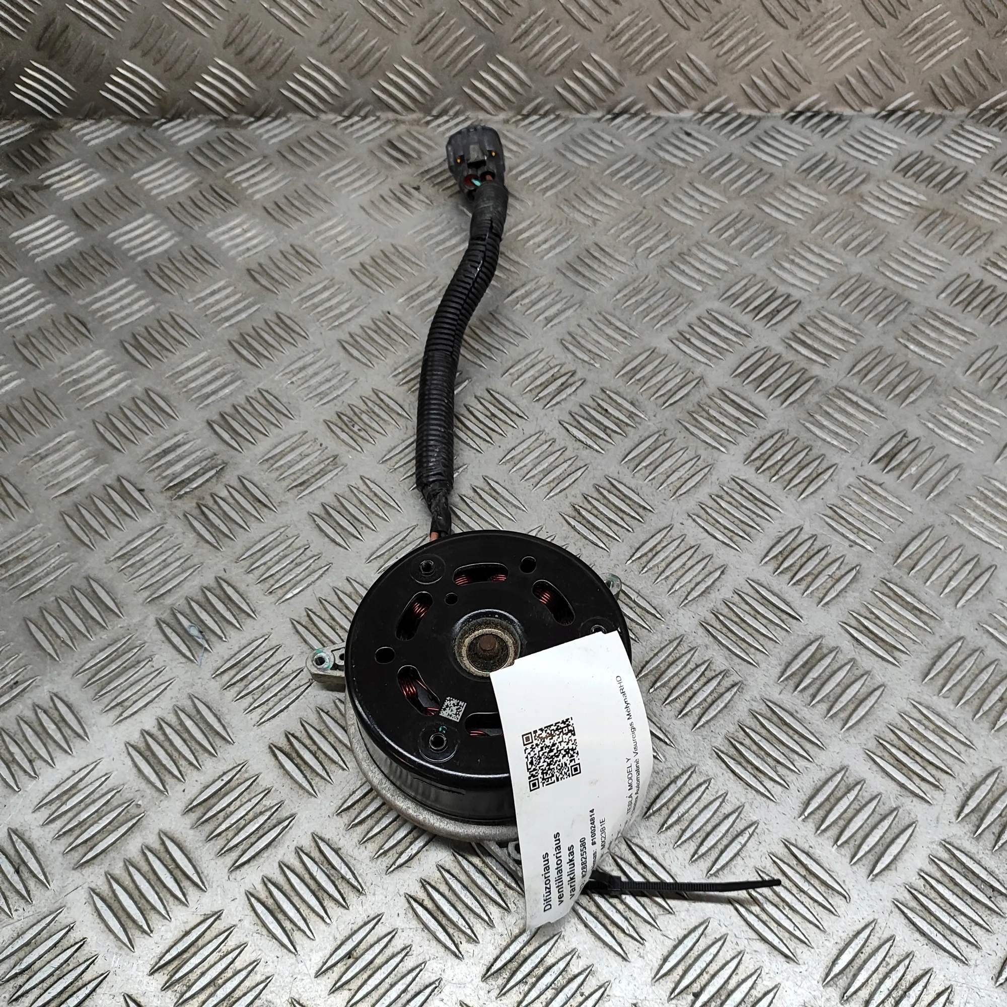 Motor Ventilador Tesla Model Y LX108001T19 image 3