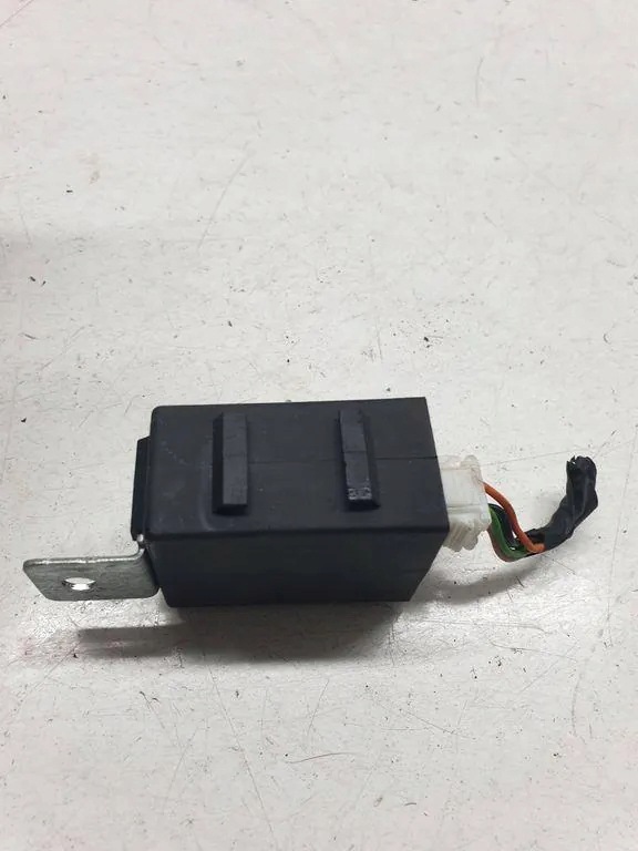 KIA Sorento 2005 Immobilizer Module / Controller OEM 97RI000008 image 3