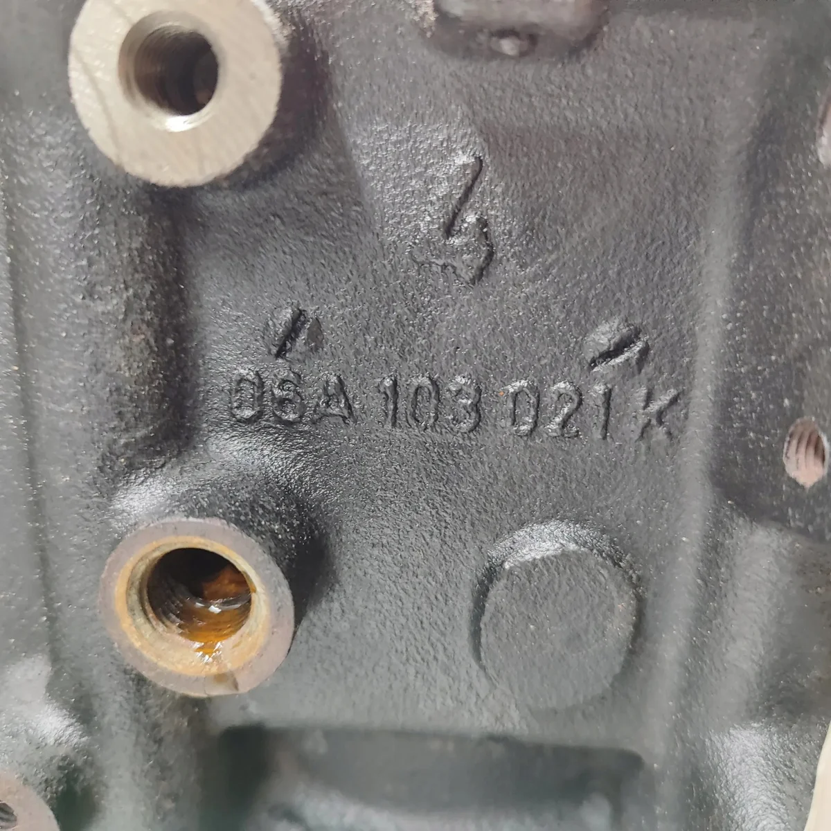 Bloc moteur Audi 1.8 T A4 B6 B7 06A103021K image 7