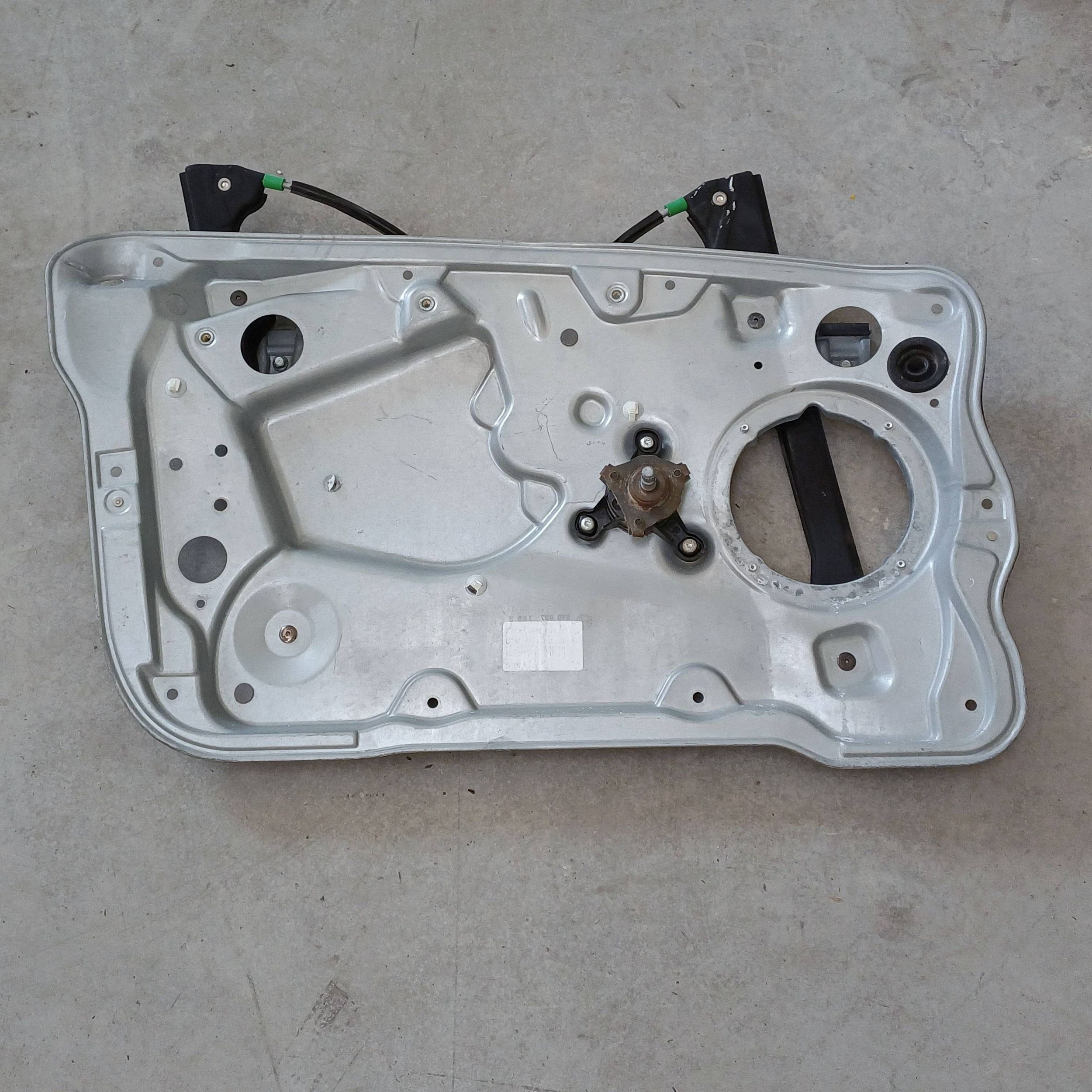 Manual Window Regulator Left Front Skoda Fabia MK1 6Y DRC121566