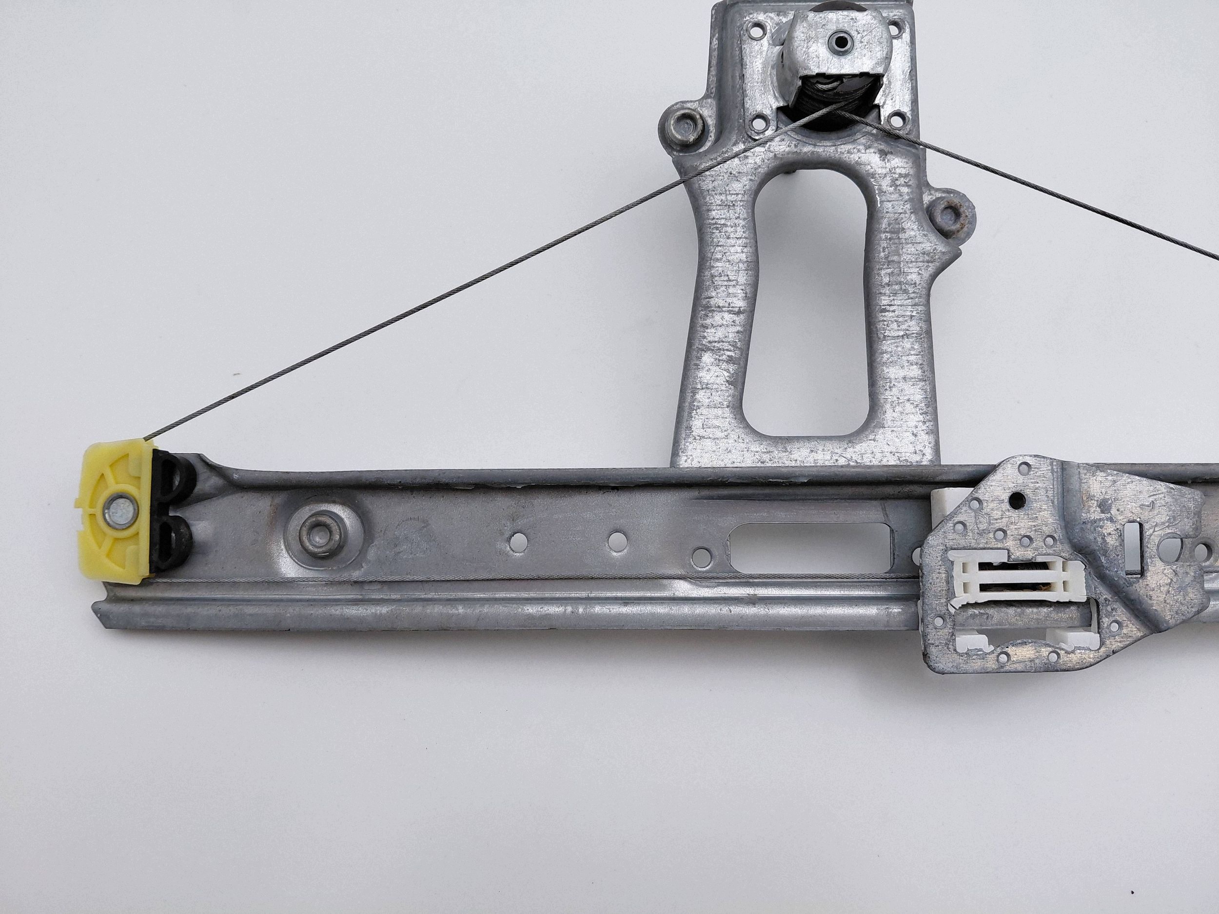 Manual Window Regulator Left Rear BMW 3 E46 DRC121576 image 3