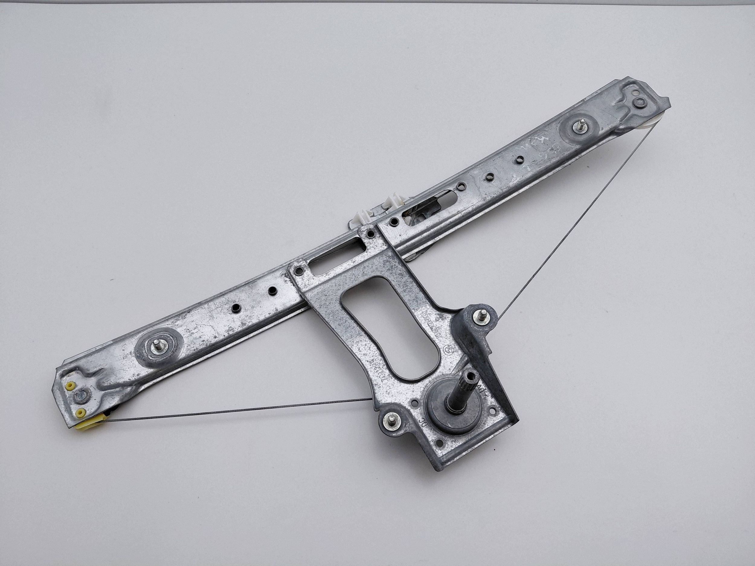 Manual Window Regulator Left Rear BMW 3 E46 DRC121576 image 5