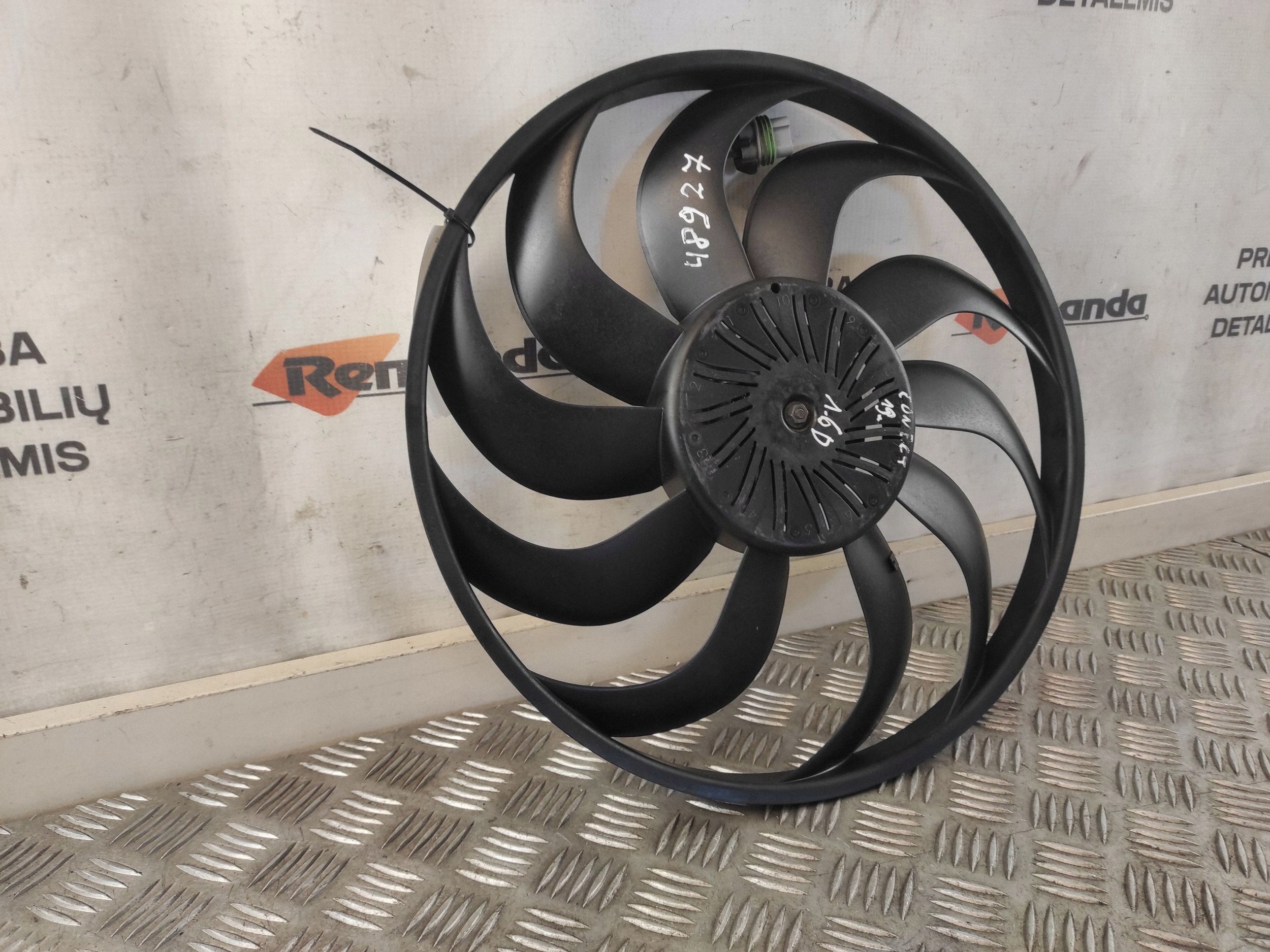 Ford Connect Kühlerlüfter 5YY0676 Gebraucht