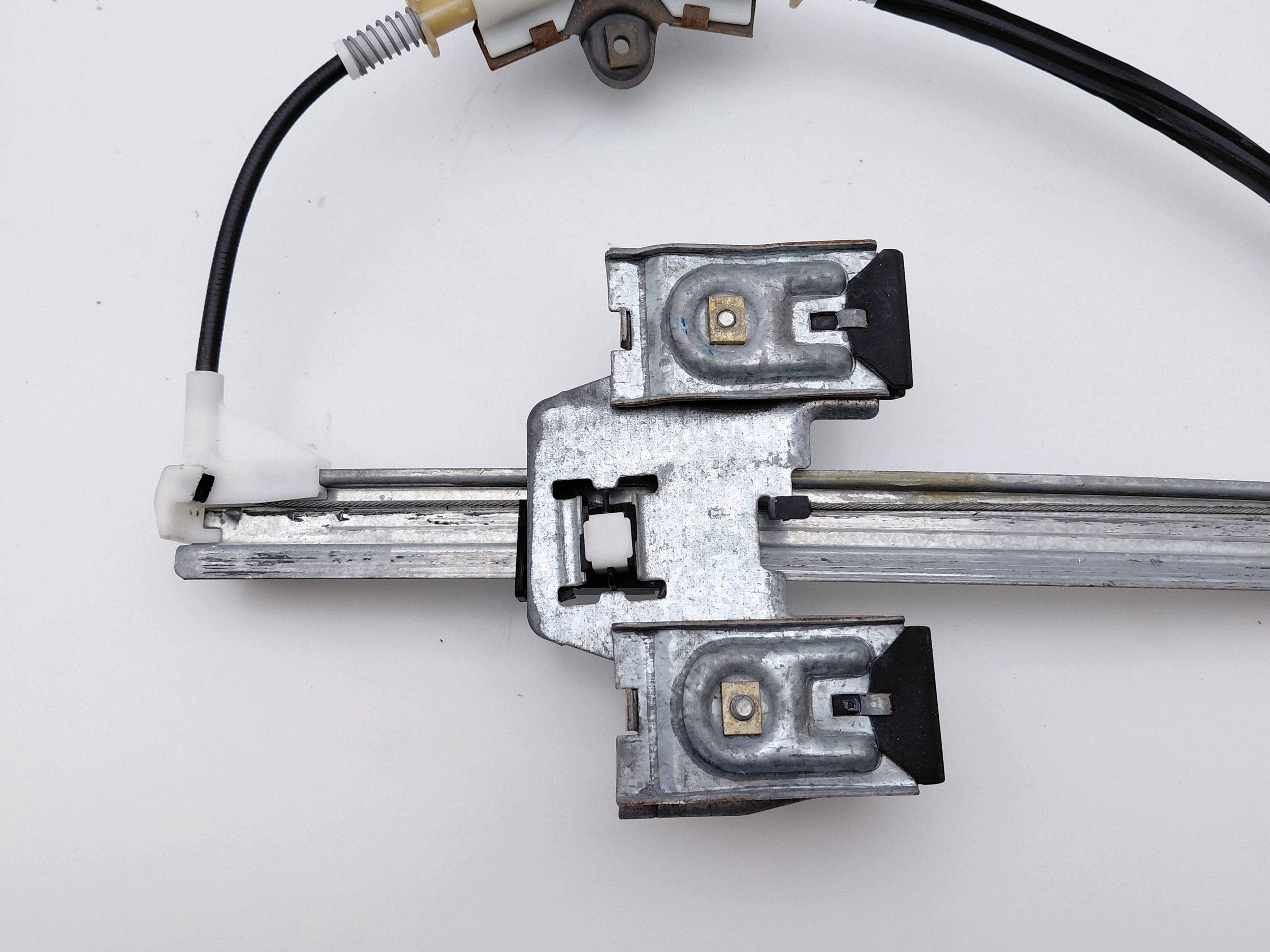 Manuele ruitbediening links achter Seat Ibiza II DRC121592 image 3