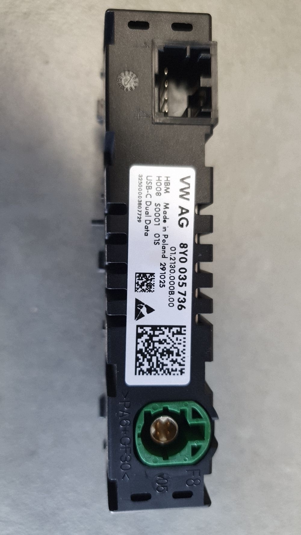 Audi A3 8Y USB-poort 8Y0035736 image 3