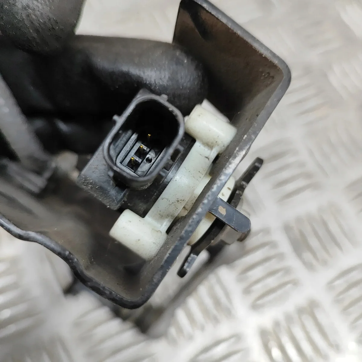 Suzuki SX4 S-Cross 18r Cable Sensor Nivelación image 7