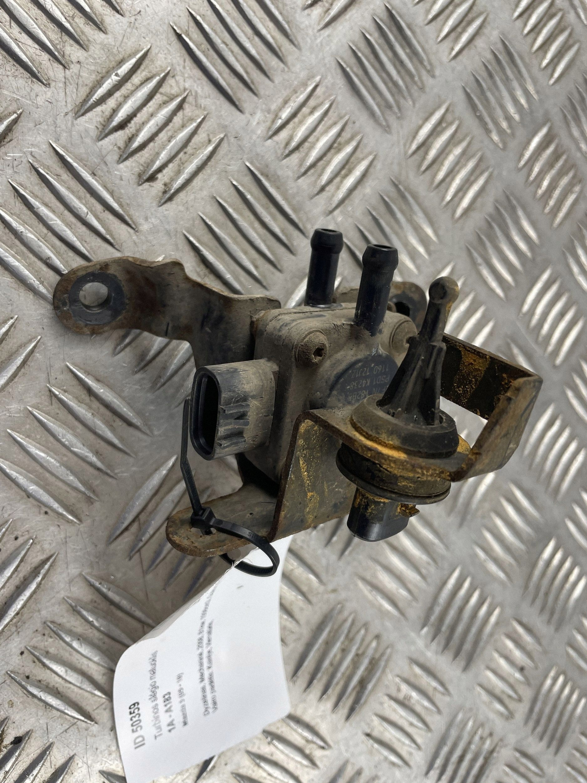Capteur de suralimentation Mazda 5 2008 RF7N182B5 image 4