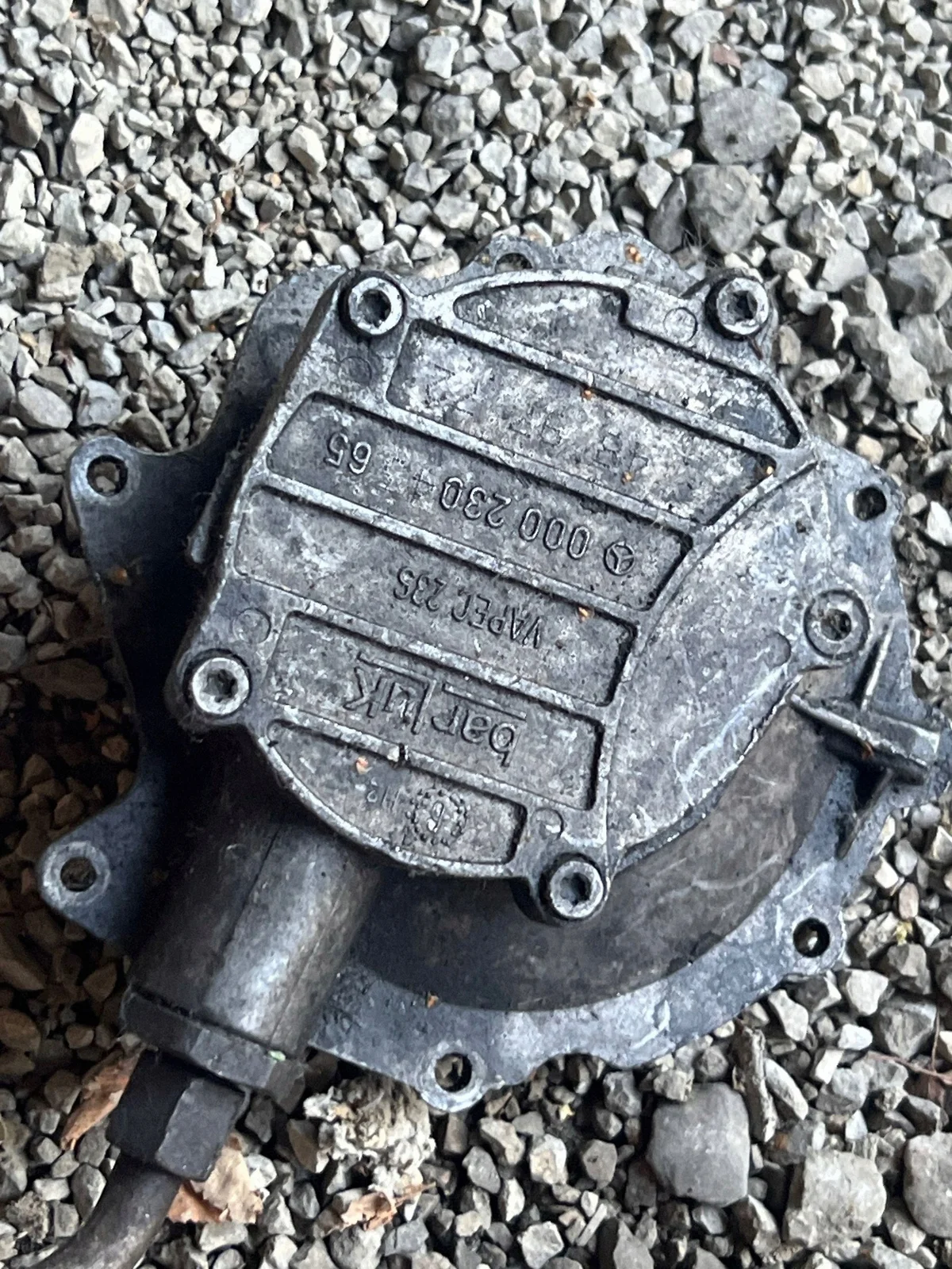 Pompe à vide Mercedes-Benz OE 0002304365