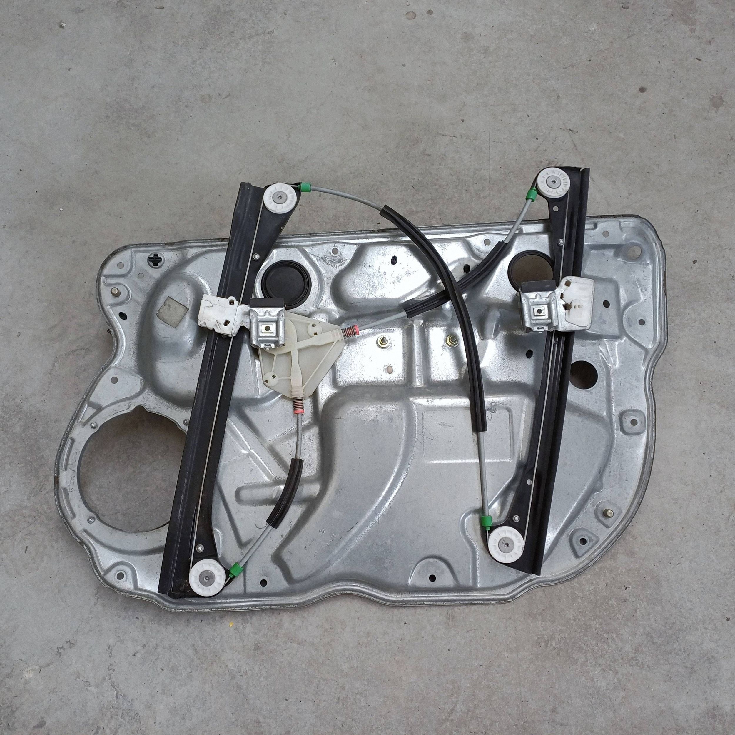Elevavidrios Manual Izquierdo Delantero VW Polo IV 9N image 6