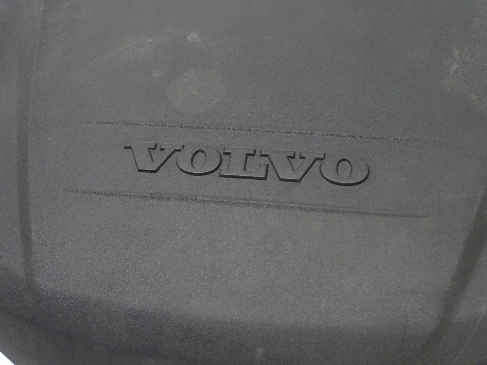 Moottorin suojakansi Volvo S60 V60 31368883