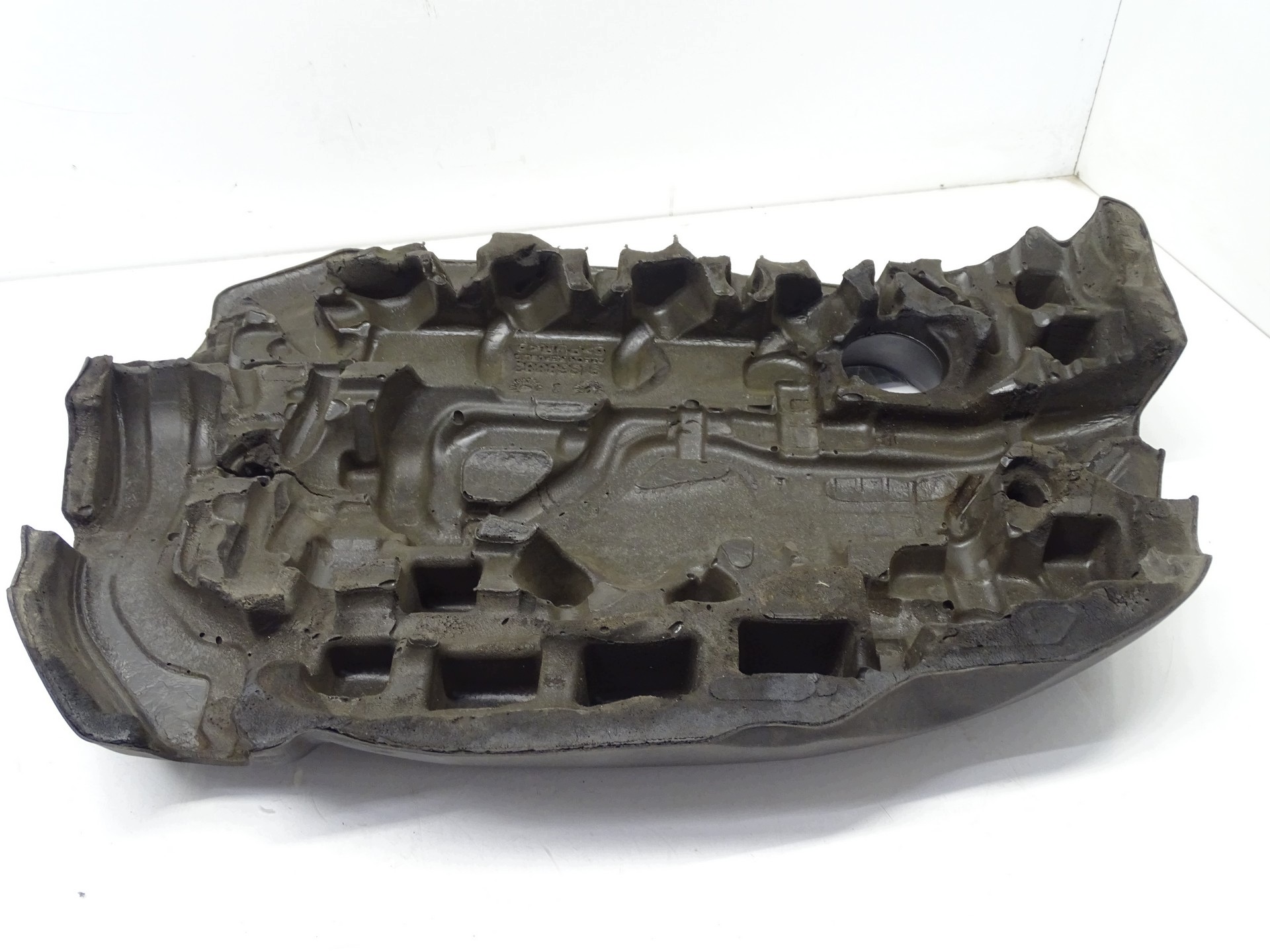 Cache moteur Volvo S60 II V60 31368883 image 3