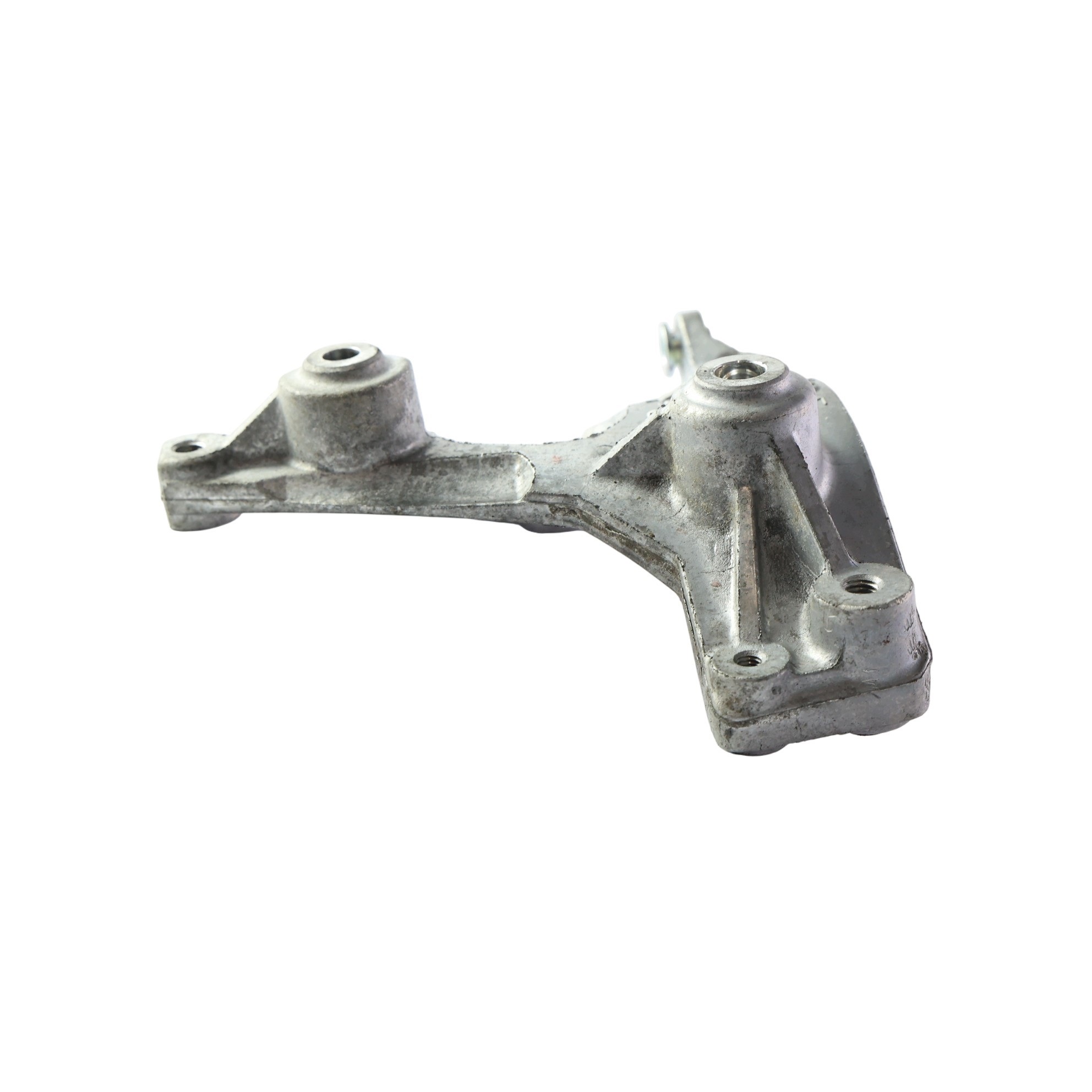 Support compresseur clim. Range Rover Sport L494 3.0D D300 image 3