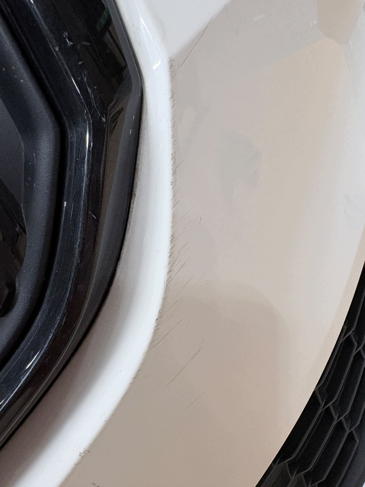 Parachoques delantero Skoda Fabia IV 2021+ Blanco image 6