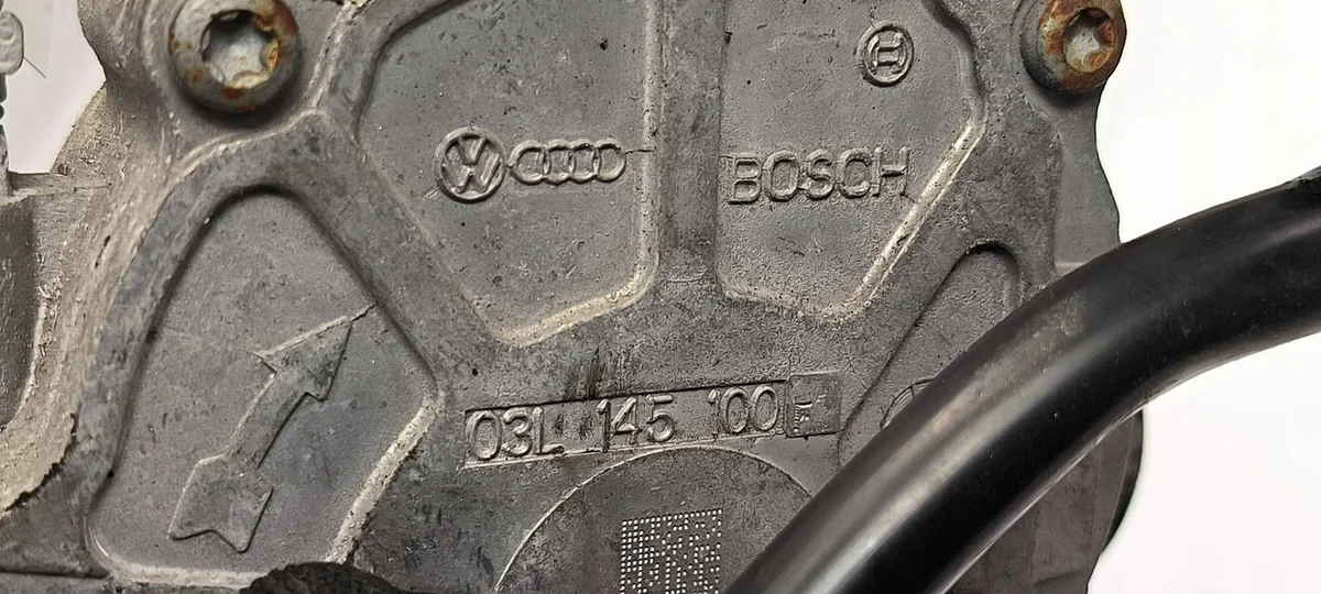 Vacuümpomp Audi A4 A5 B8 2.0TDI 03L145100F image 3