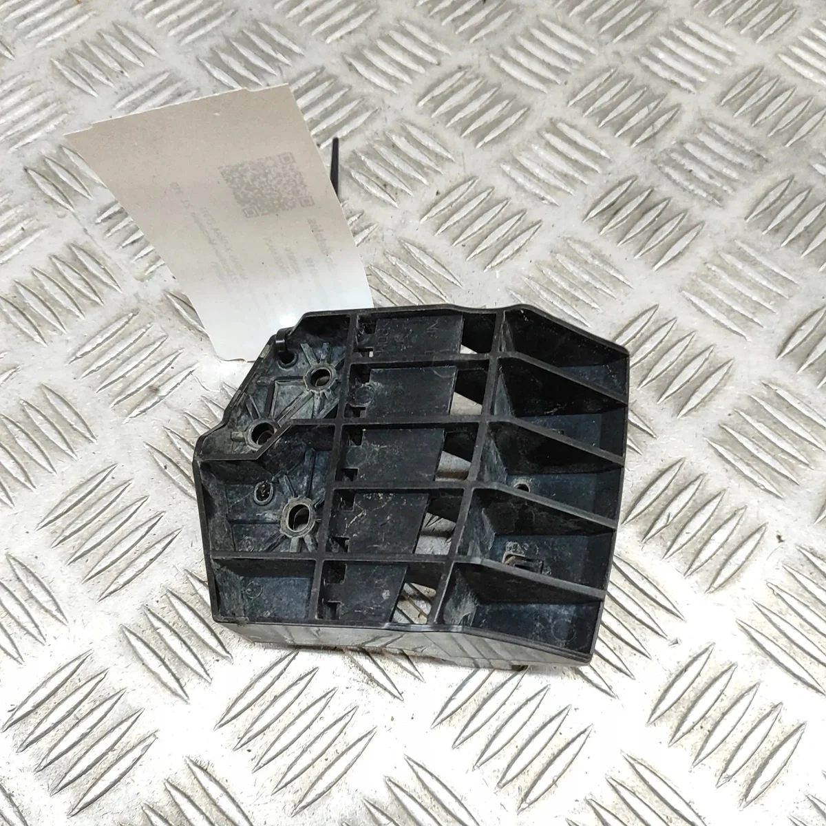 Support phare avant gauche Nissan X-Trail T31