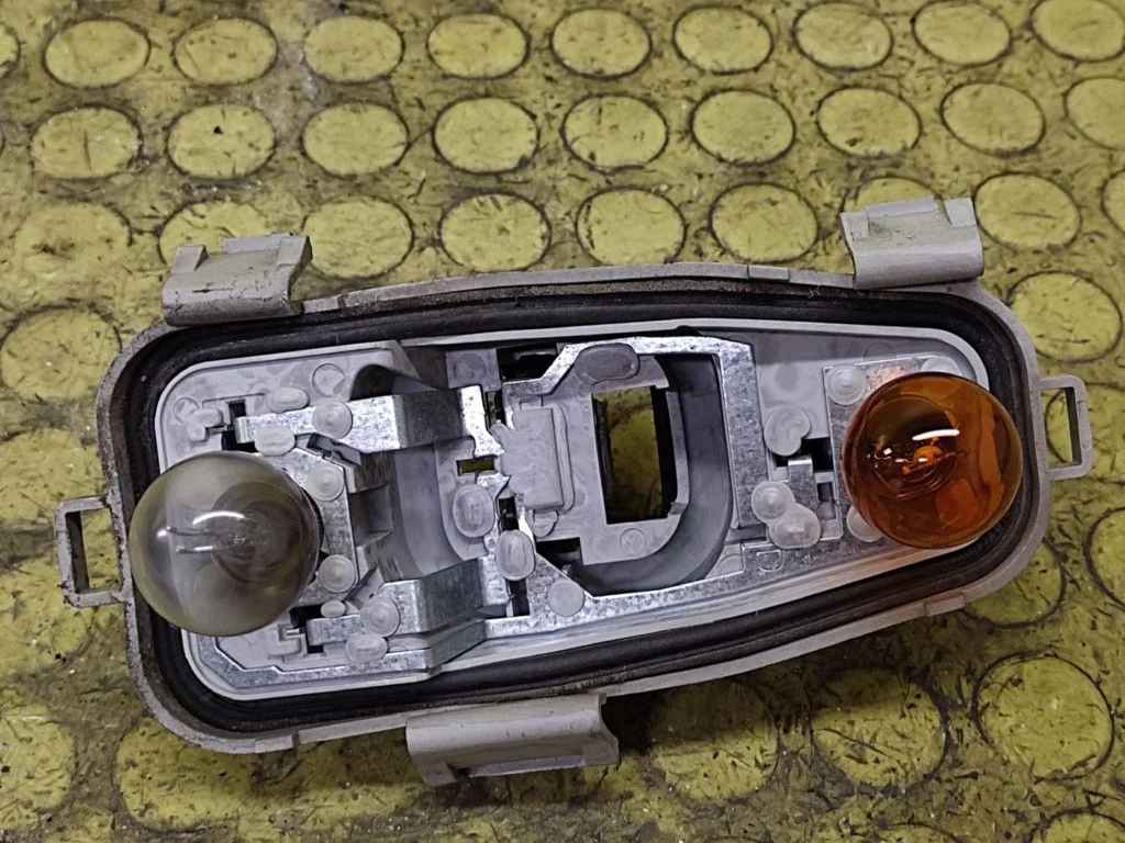 Citroen C4 Picasso Luz Trasera Derecha 9673164780 image 6