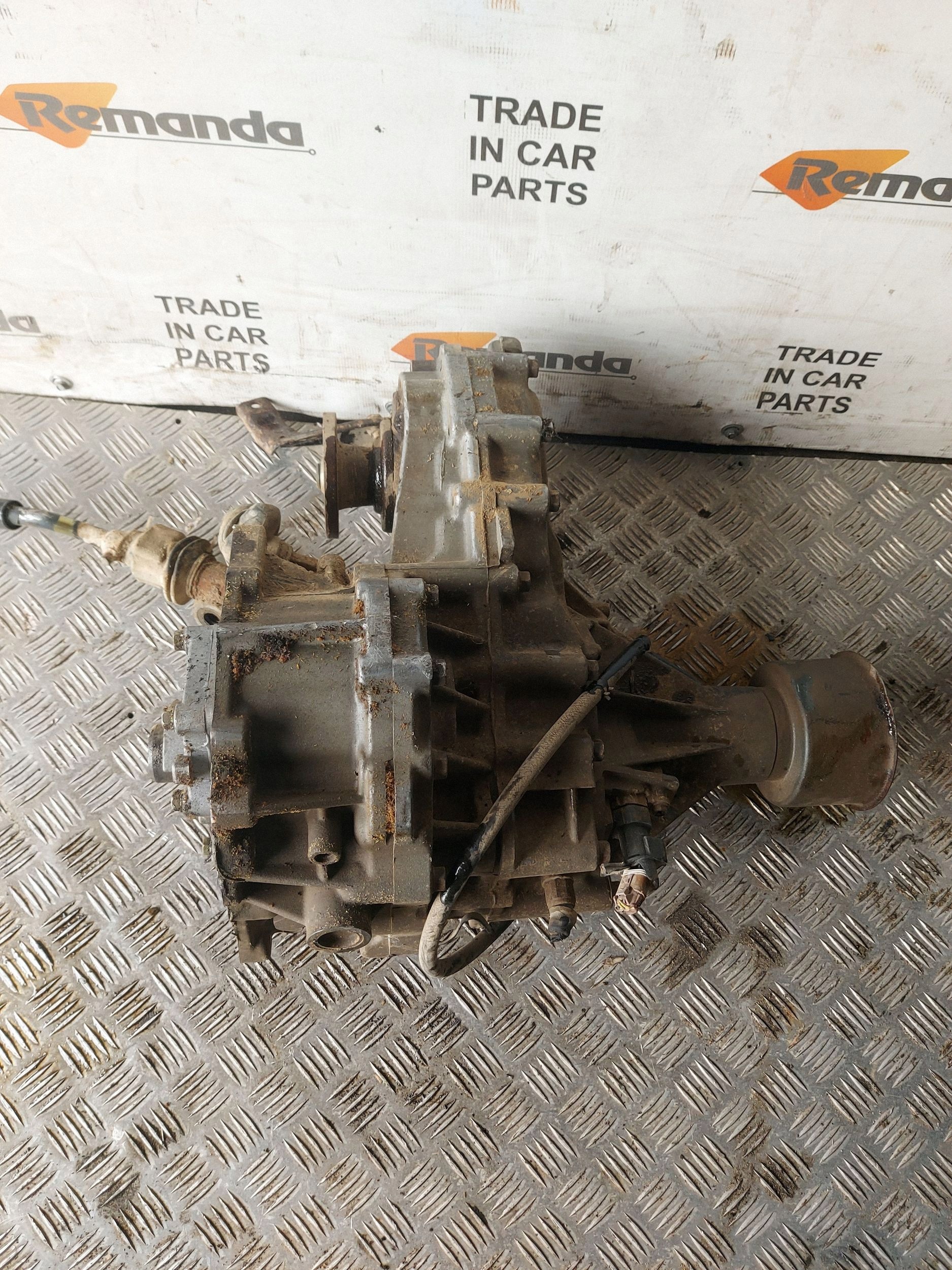 Boîte de transfert TERRANO II 2.7 TDI image 6