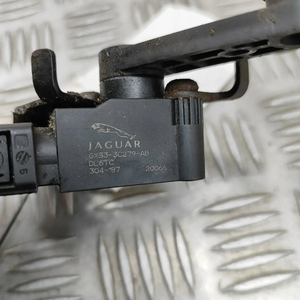 Sensor Nivelamento Farol Jaguar GX533C279AB image 6