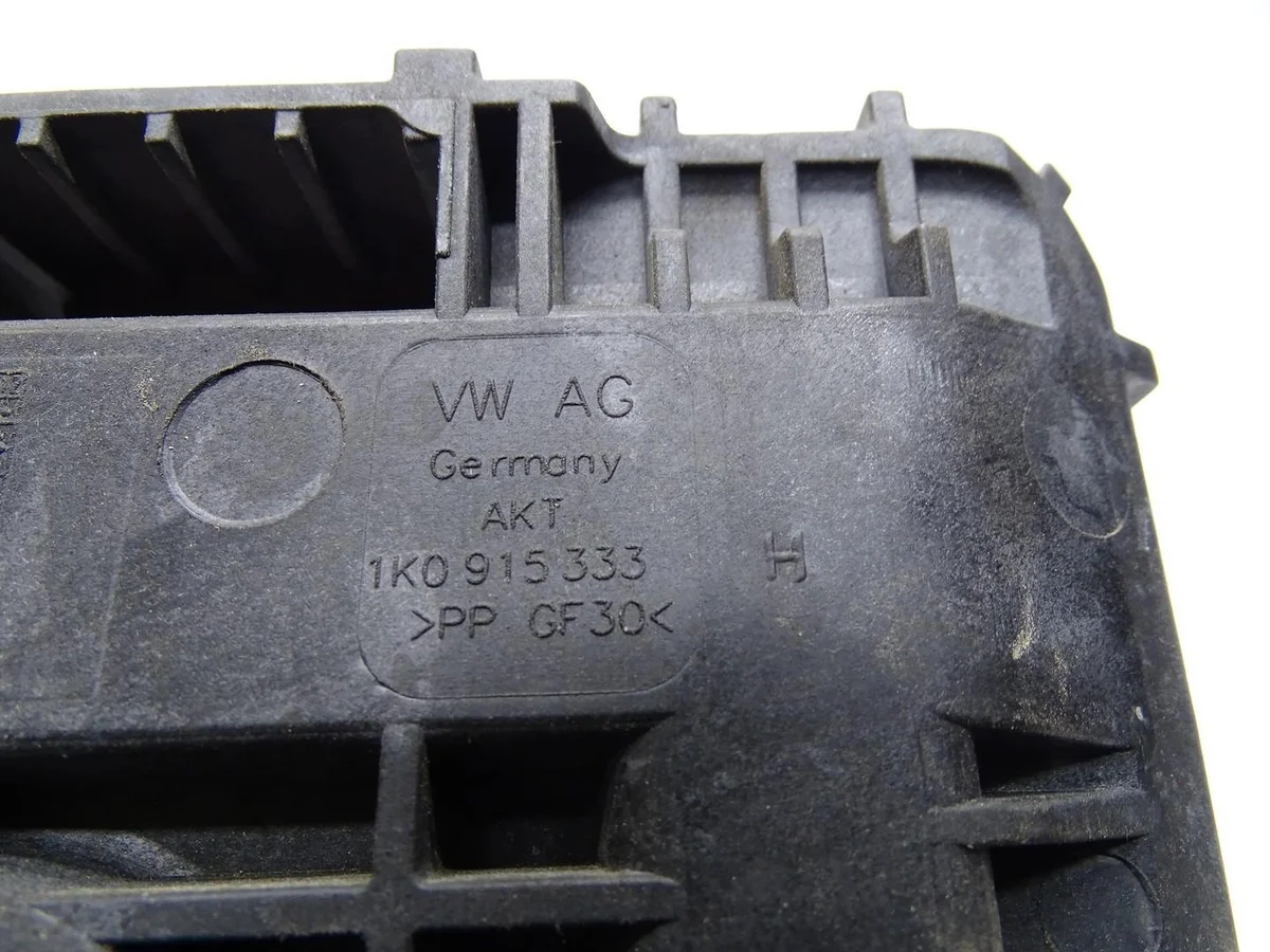 Supporto batteria Audi 1K0915333H image 7