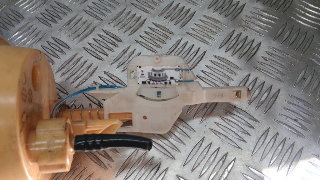 Polttoaineen kelluke BMW E46 97-03 VDO 6752054 image 6