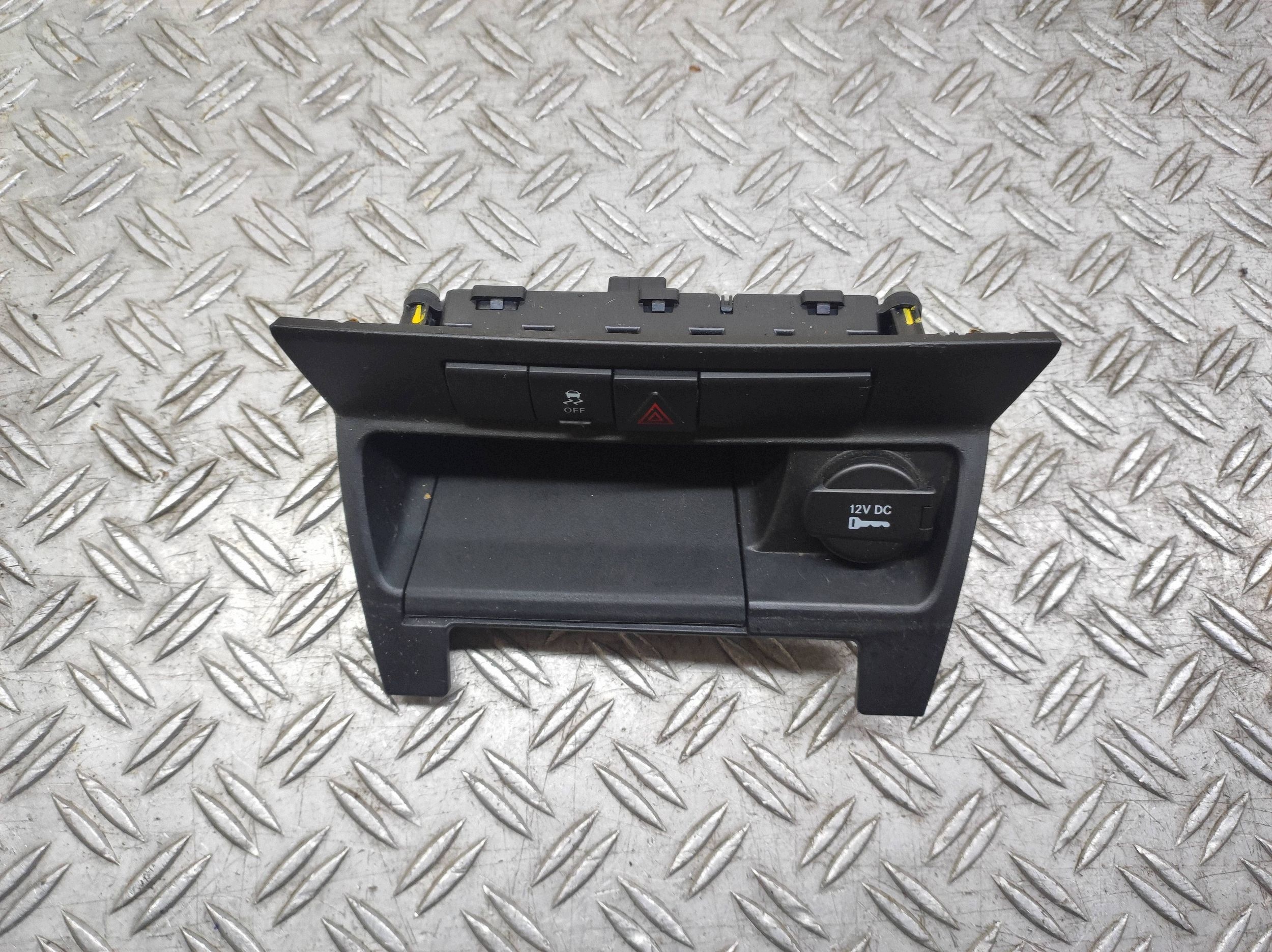 Prise allume-cigare avant Dodge Caliber 28189776 image 2
