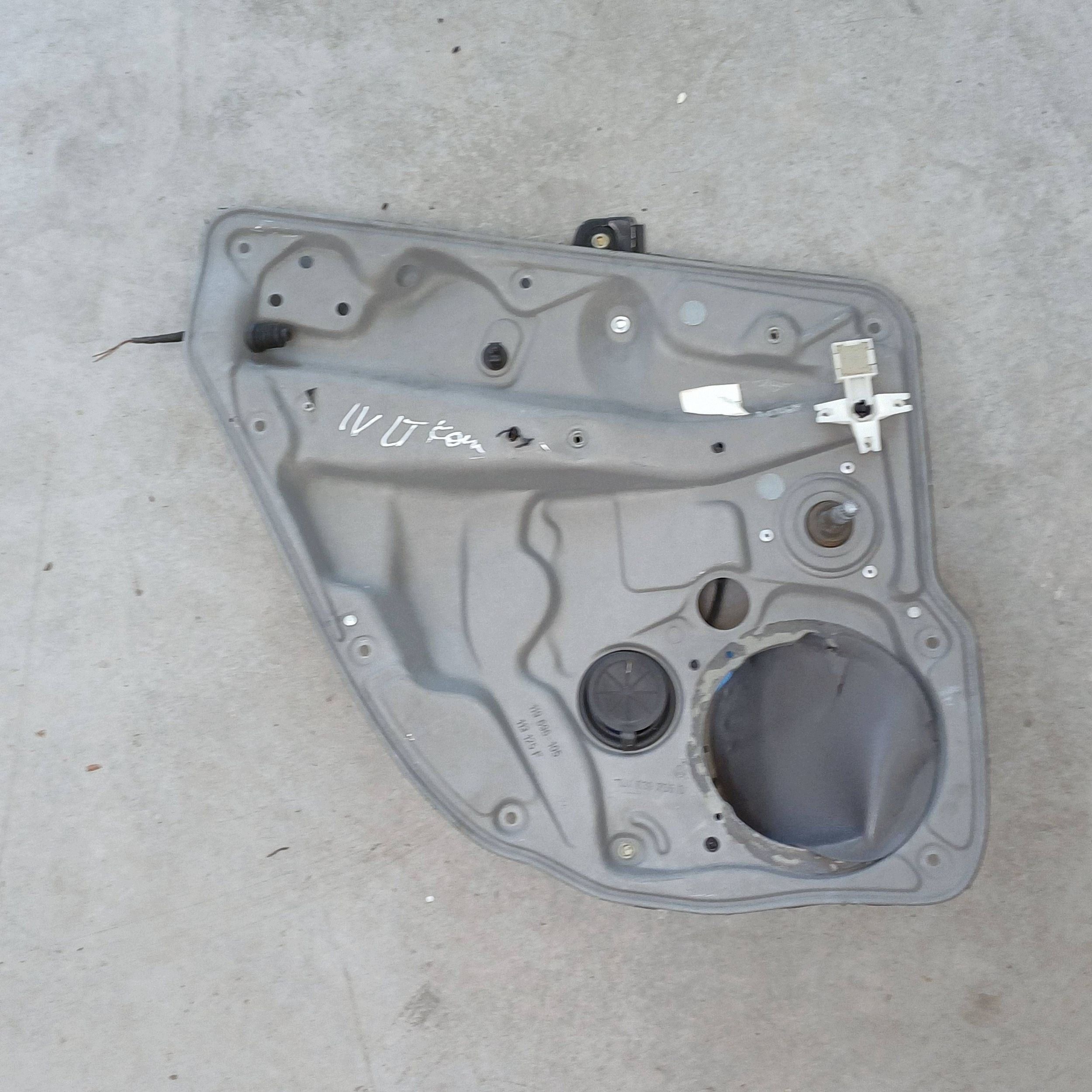 Ruitmechanisme links achter VW Golf IV 1J4839755D image 2