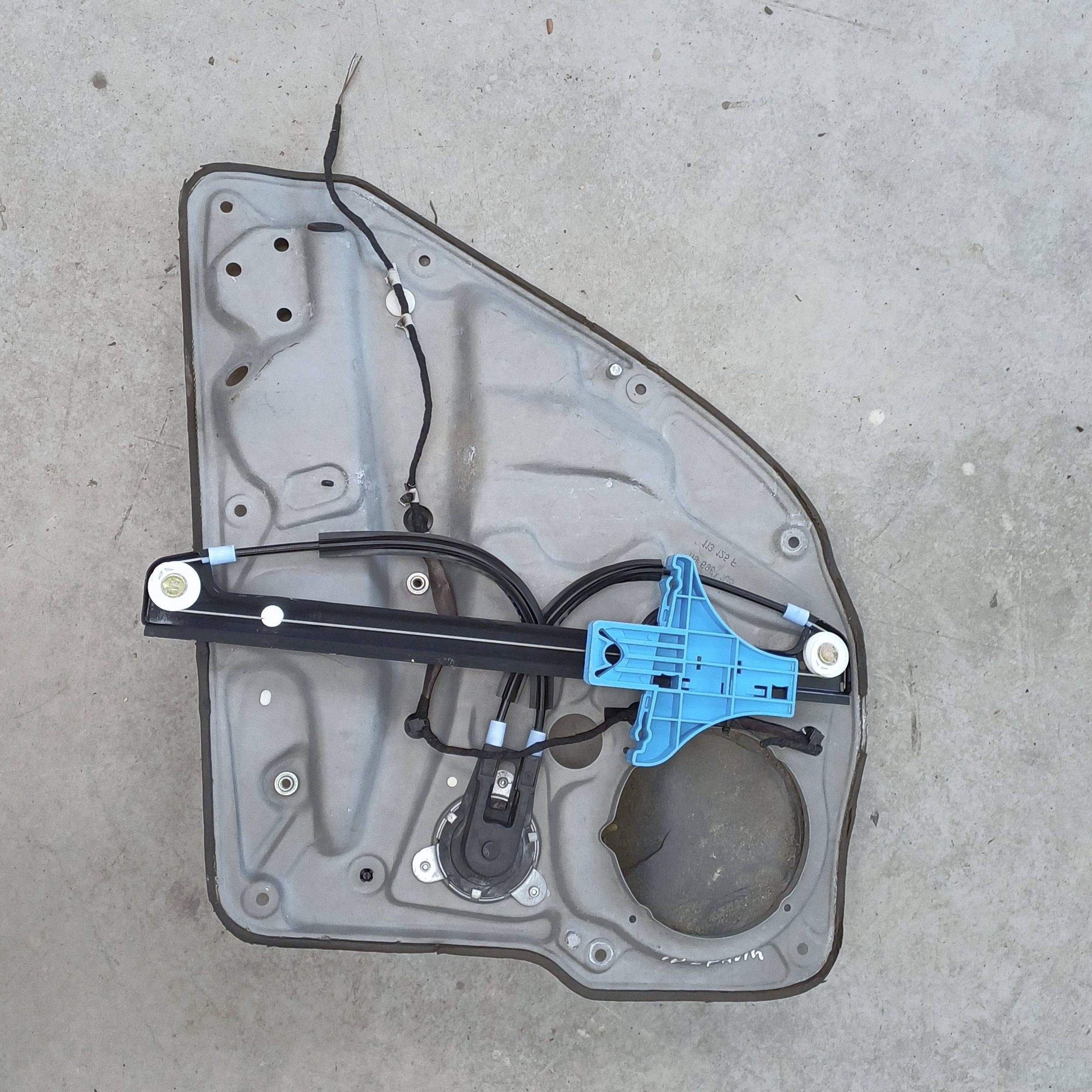 Ruitmechanisme links achter VW Golf IV 1J4839755D image 6