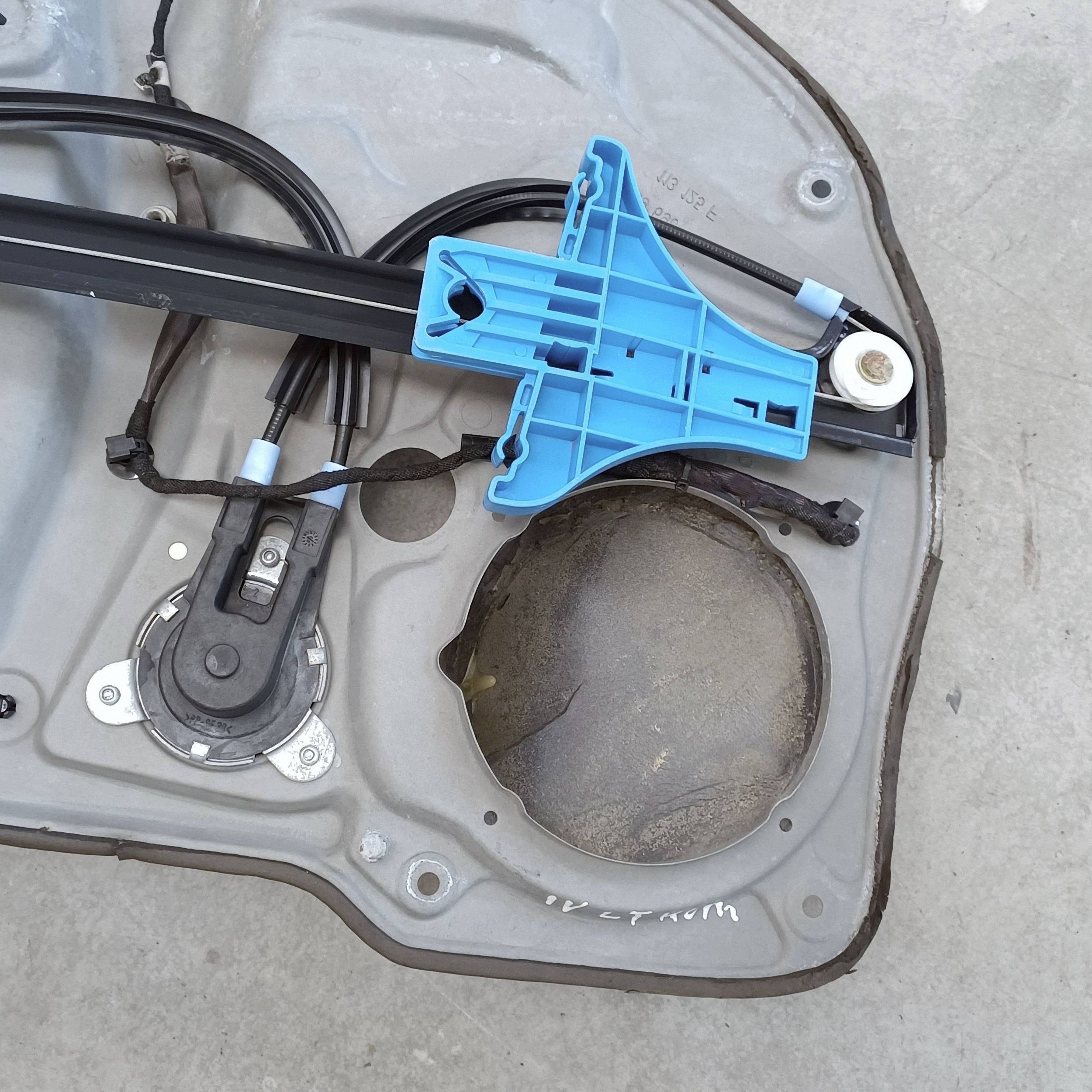 Ruitmechanisme links achter VW Golf IV 1J4839755D image 8