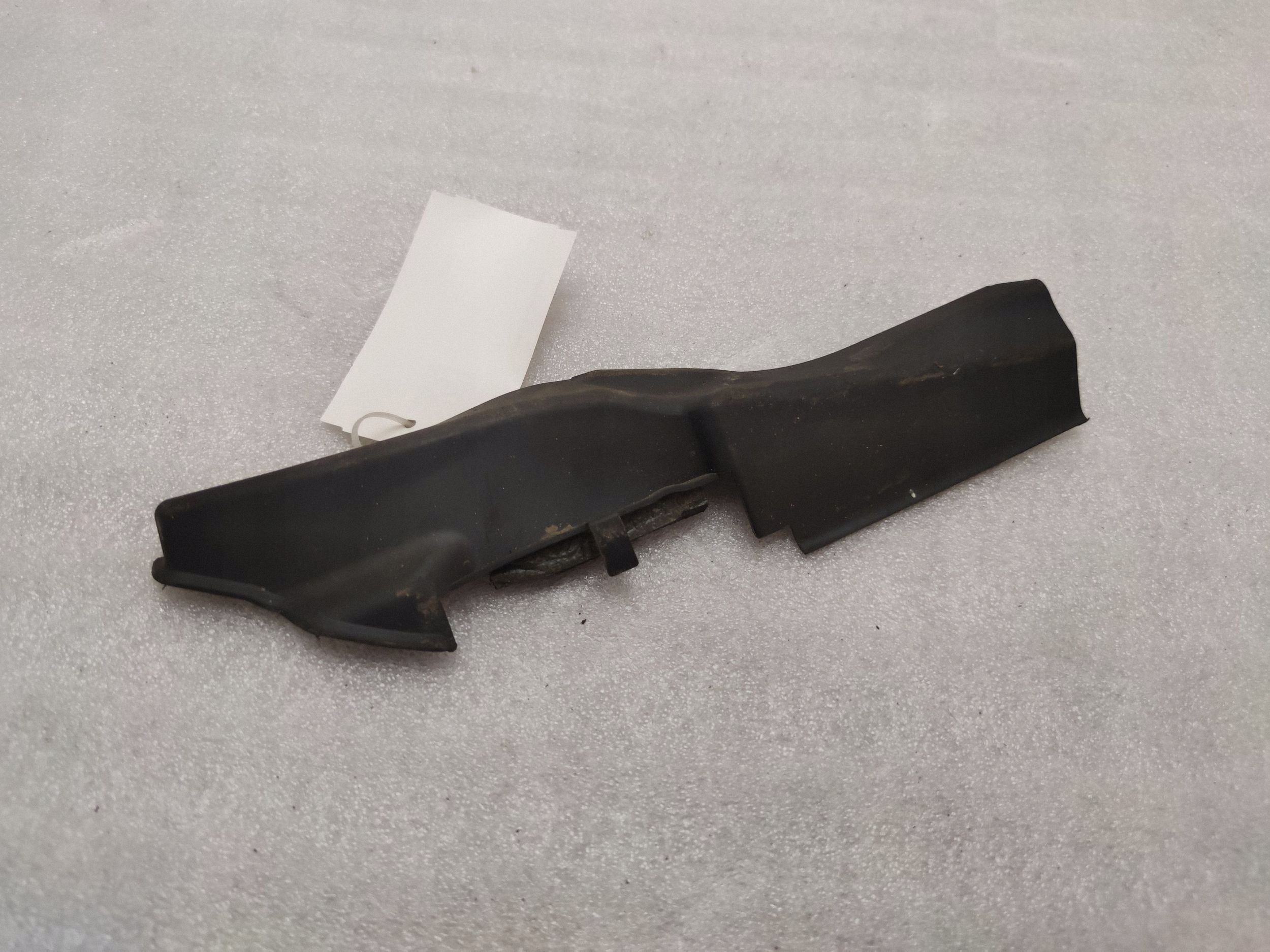 Joint de capot Jaguar E-Pace J9C302252AB image 2