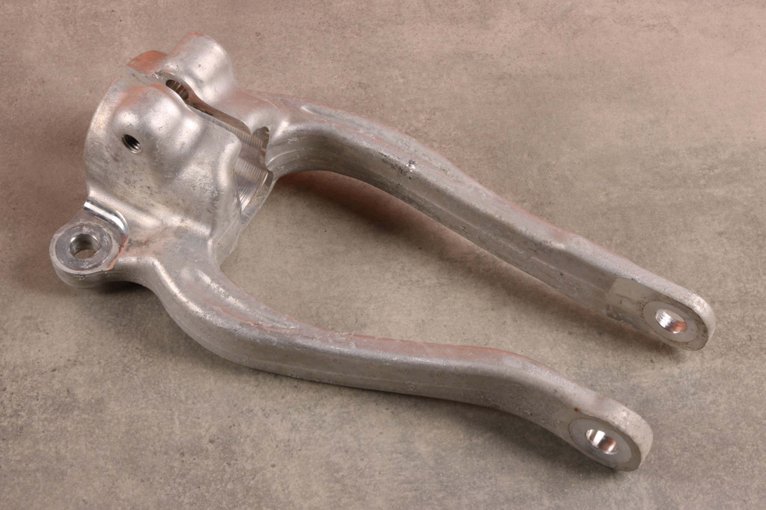 BMW G11 G12 G15 G16 G30 G31 Stoßdämpferhalter links vorne XDrive 6861199 image 3