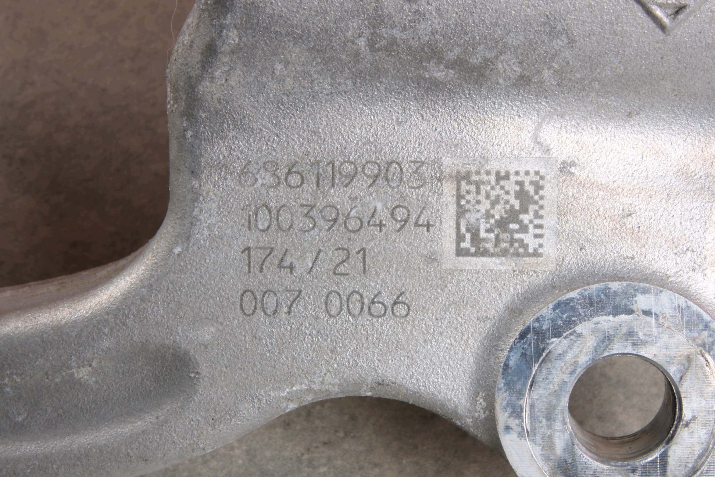 BMW G11 G12 G15 G16 G30 G31 Stoßdämpferhalter links vorne XDrive 6861199 image 6