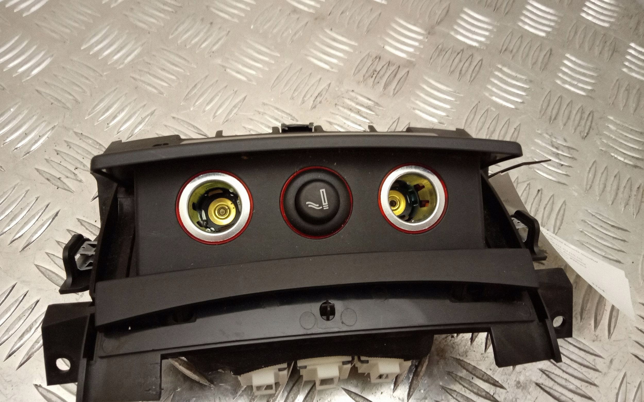 Audi A8 S8 D4 4H Isqueiro Traseiro Túnel Central OEM 4H0864051B image 3