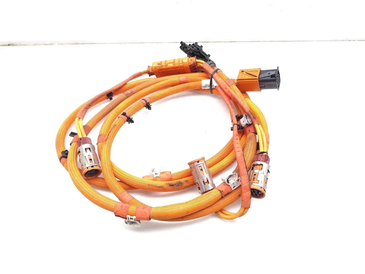BMW i4 High Voltage Cable 5A2DB33-05 (Used) image 3