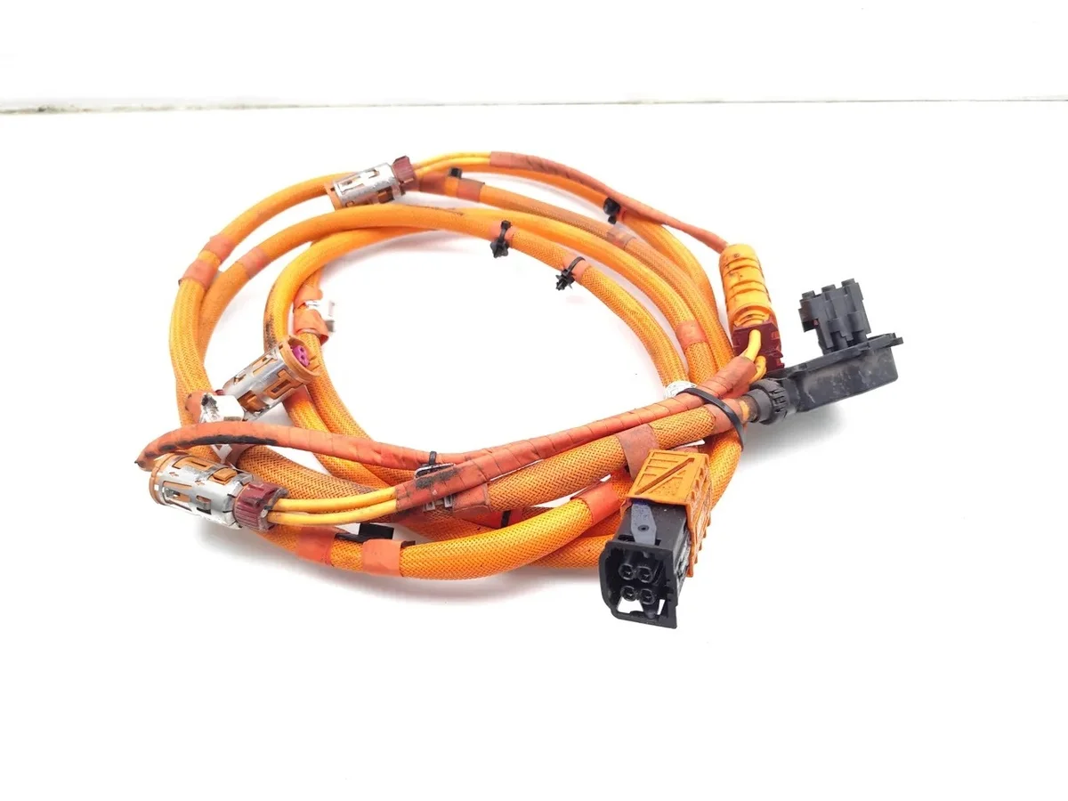BMW i4 High Voltage Cable 5A2DB33-05 (Used) image 4