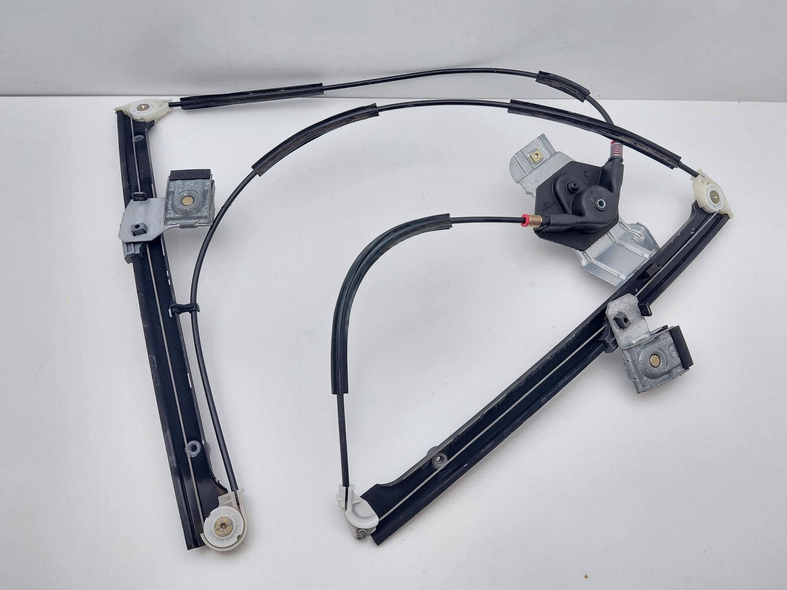 Elevalunas Manual Delantero Derecho VW Polo III image 2