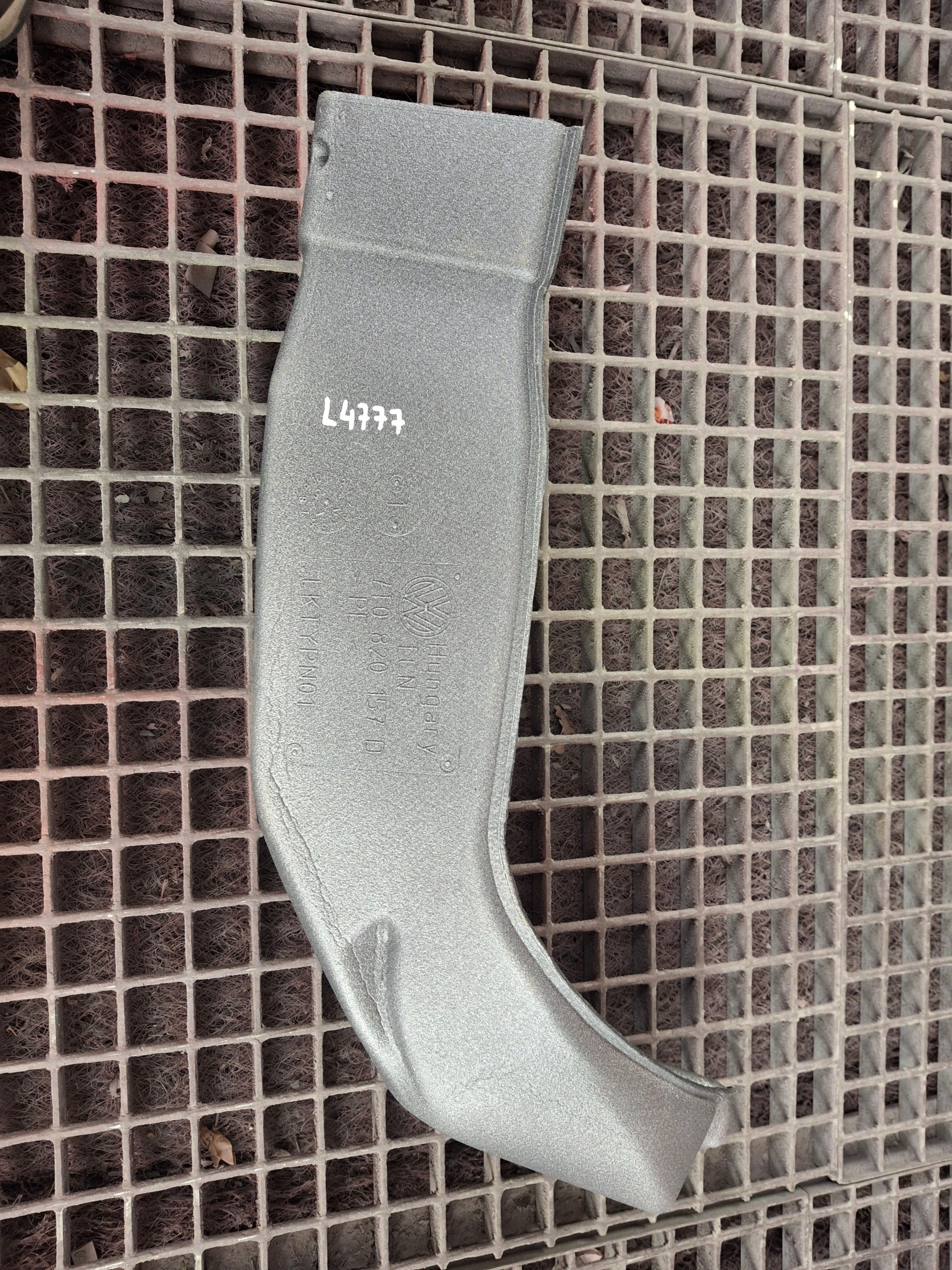 VW T7 Conduit d'air 7T0820157D image 2